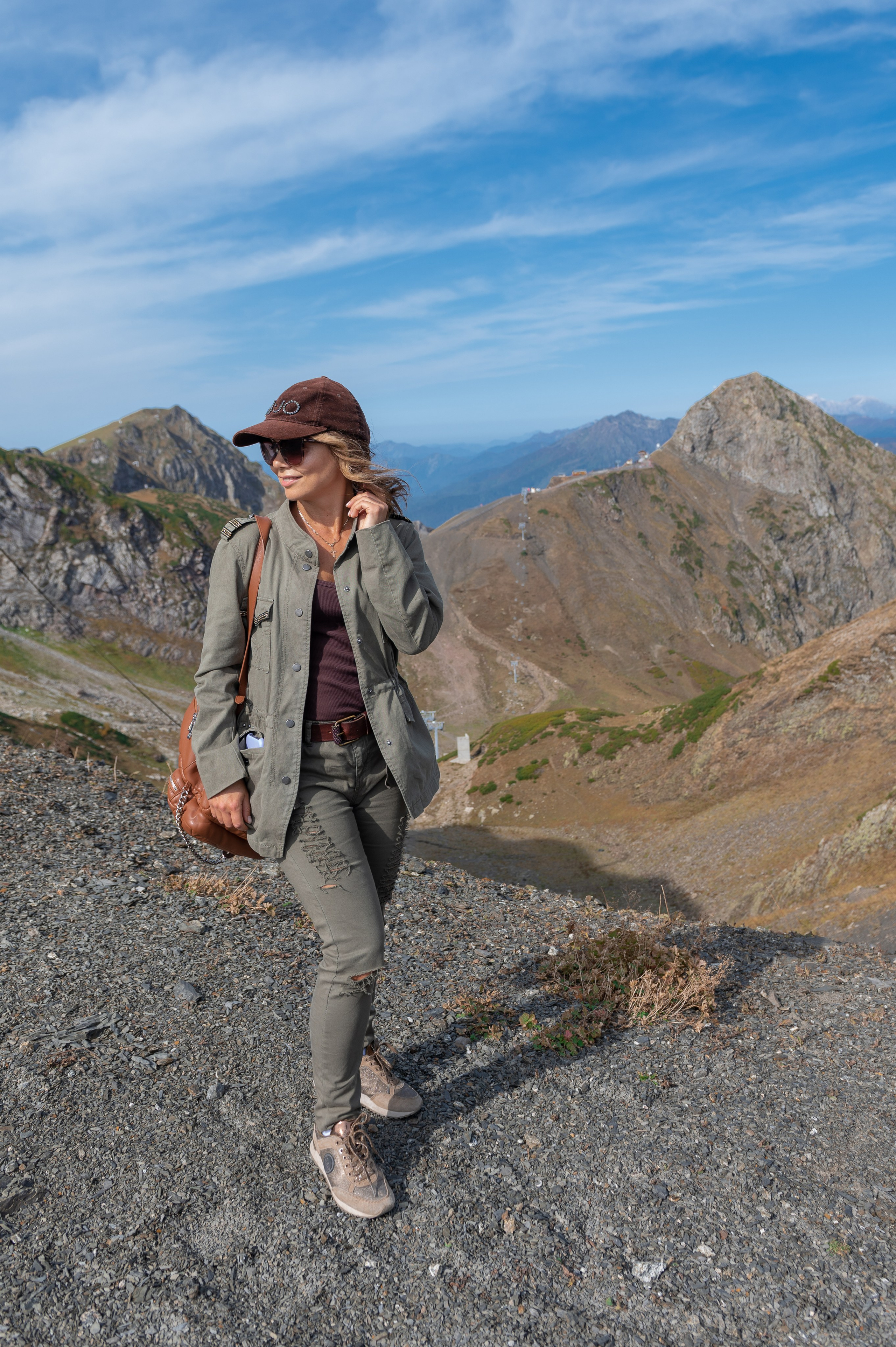 Хайкинг по трем курортам Красной Поляны 2022. Репортажный фотограф в Красной Поляне и Сочи Павлюченко Екатерина