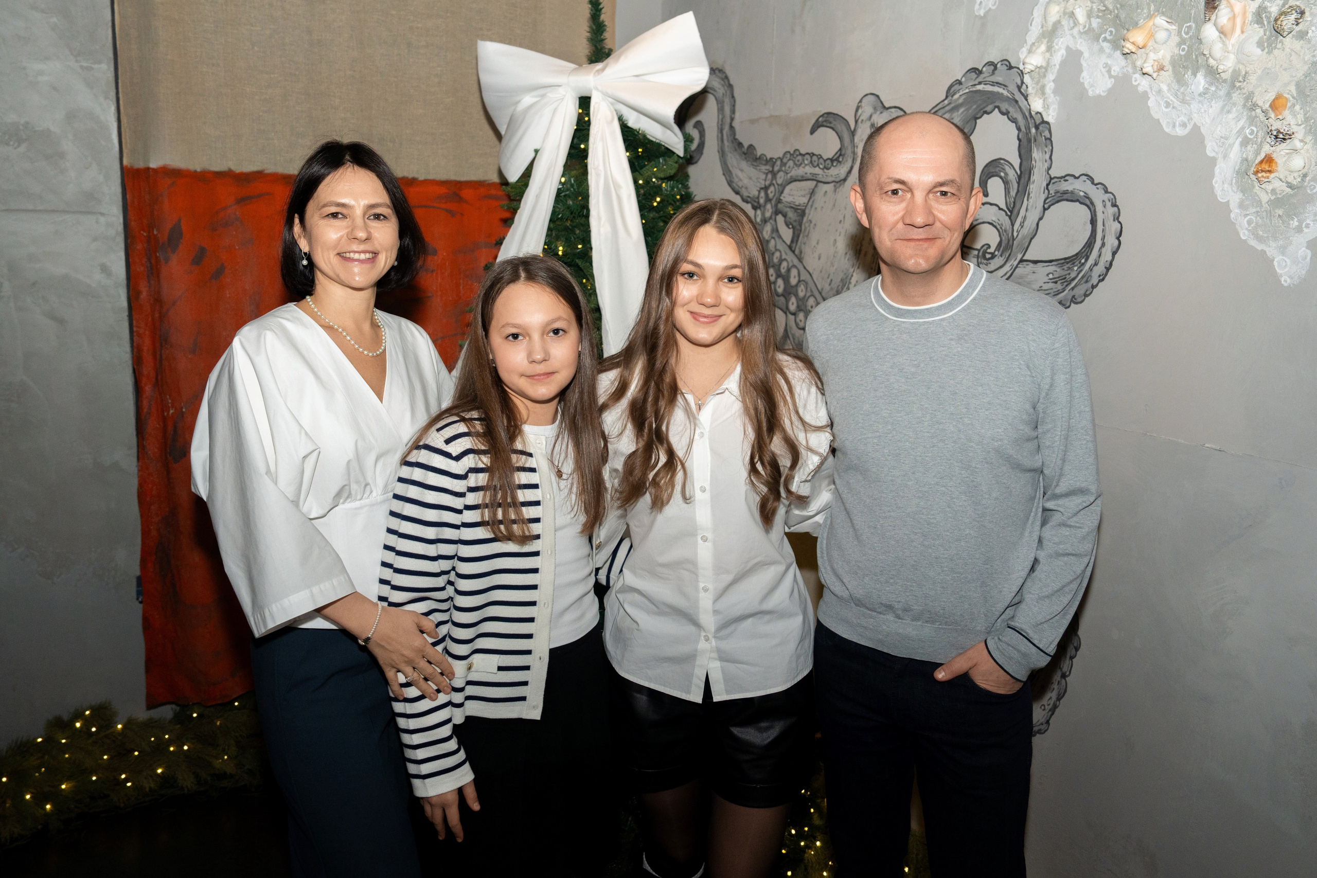 Новый год 2025 в ресторане Сахалин. Репортажный фотограф в Красной Поляне и Сочи Павлюченко Екатерина