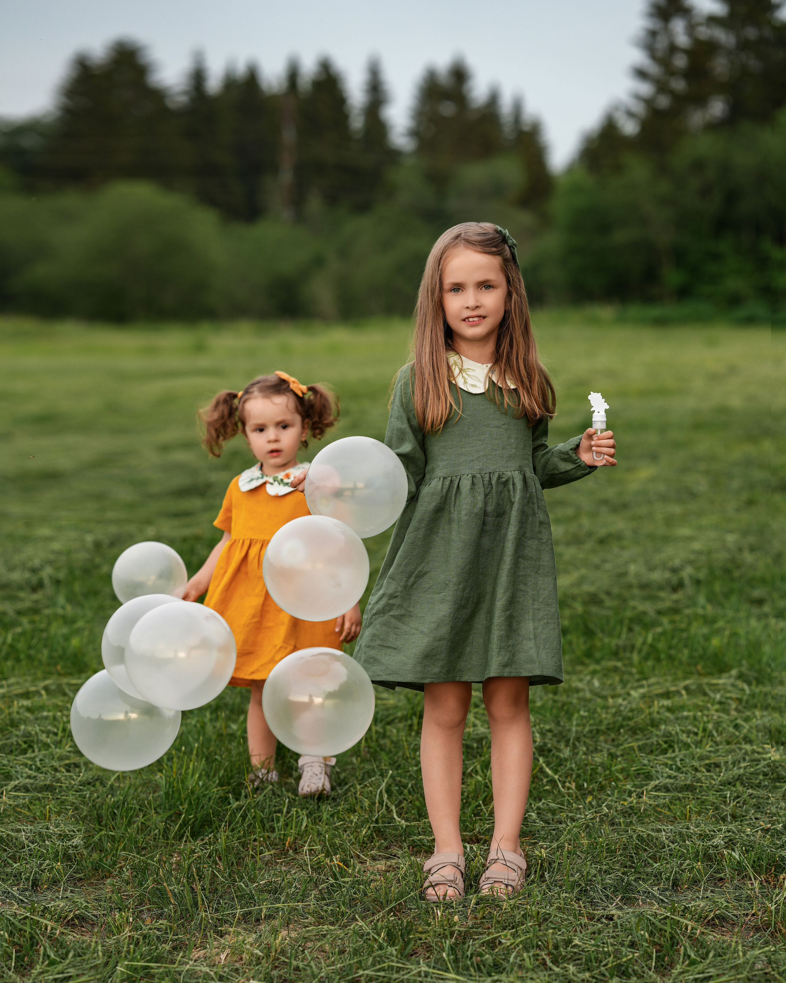 Ксюшенька, Кристиночка и Кирюшенька в поле. Семейный и портретный фотограф в Санкт-Петербурге Татьяна Гримоть