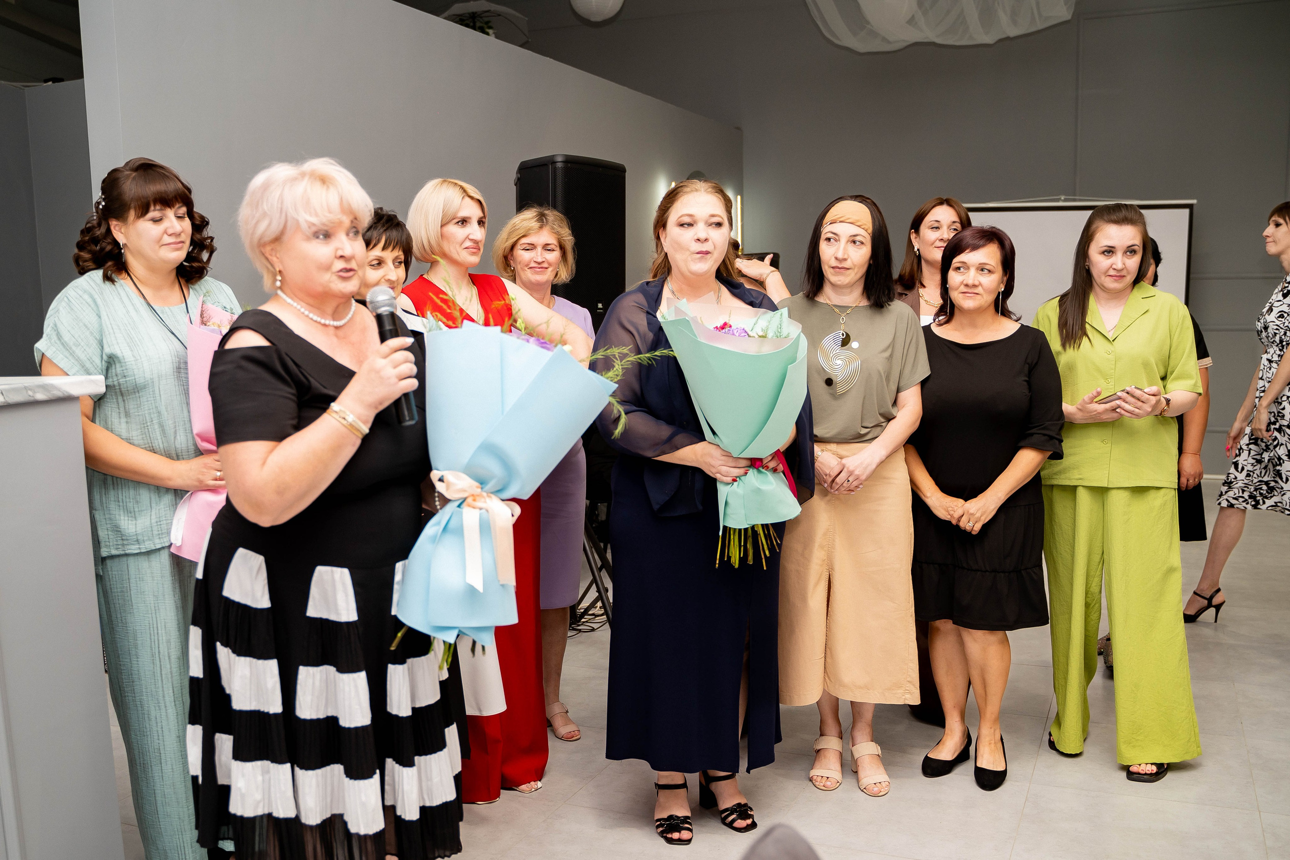 Школа 9 выпуск 2025. Выпускные альбомы в Краснодарском крае