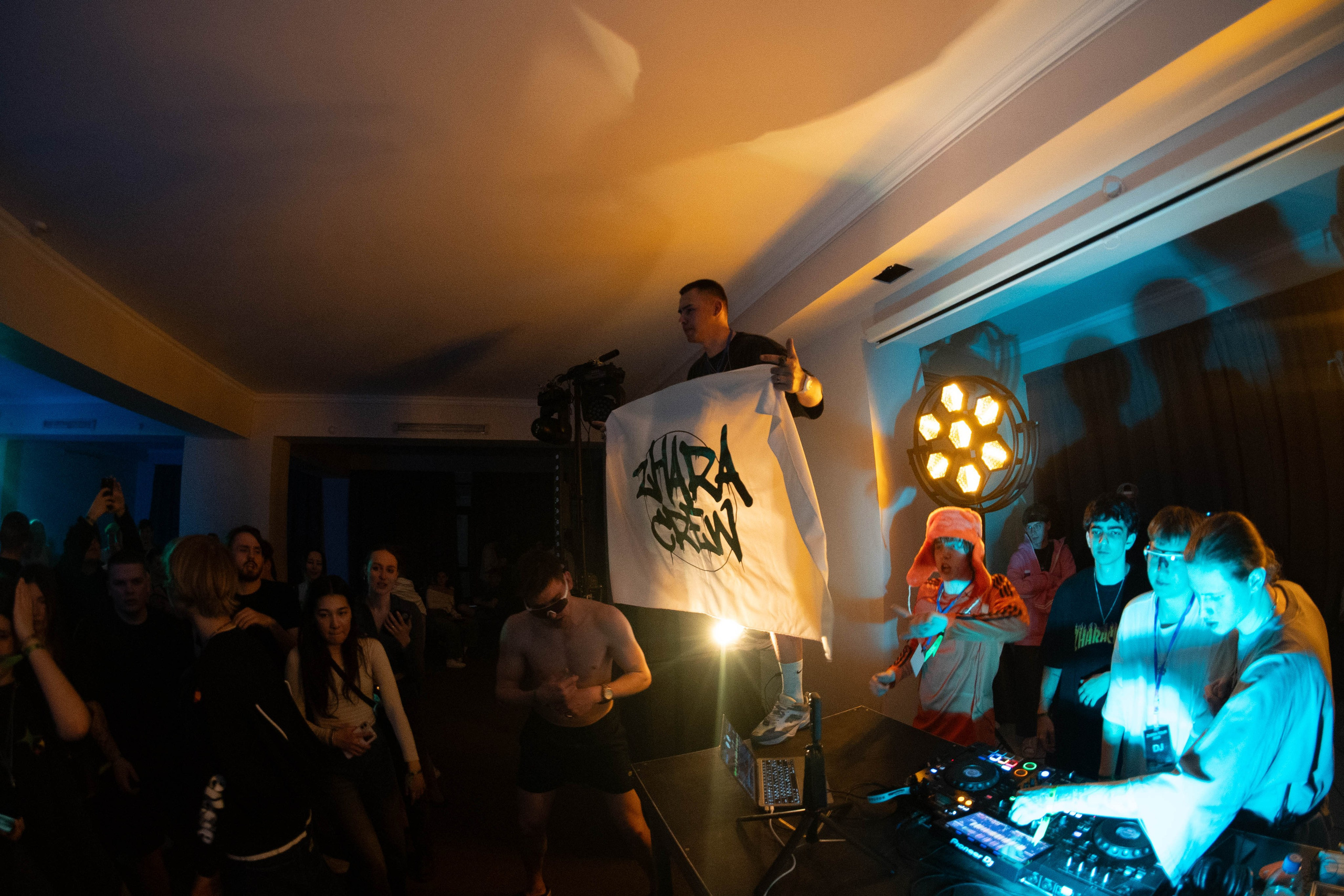 ZHARA TOUR DOMBAY FEST | 2025. ZHARA CREW