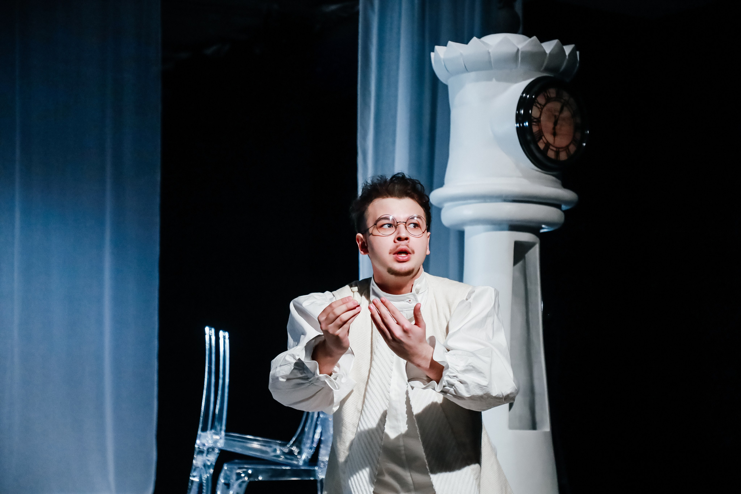 «Дядюшкин сон». Молодёжный театр алтая. Режиссер Дарья Камошина. Фоторепортаж. Театральная фотосъёмка