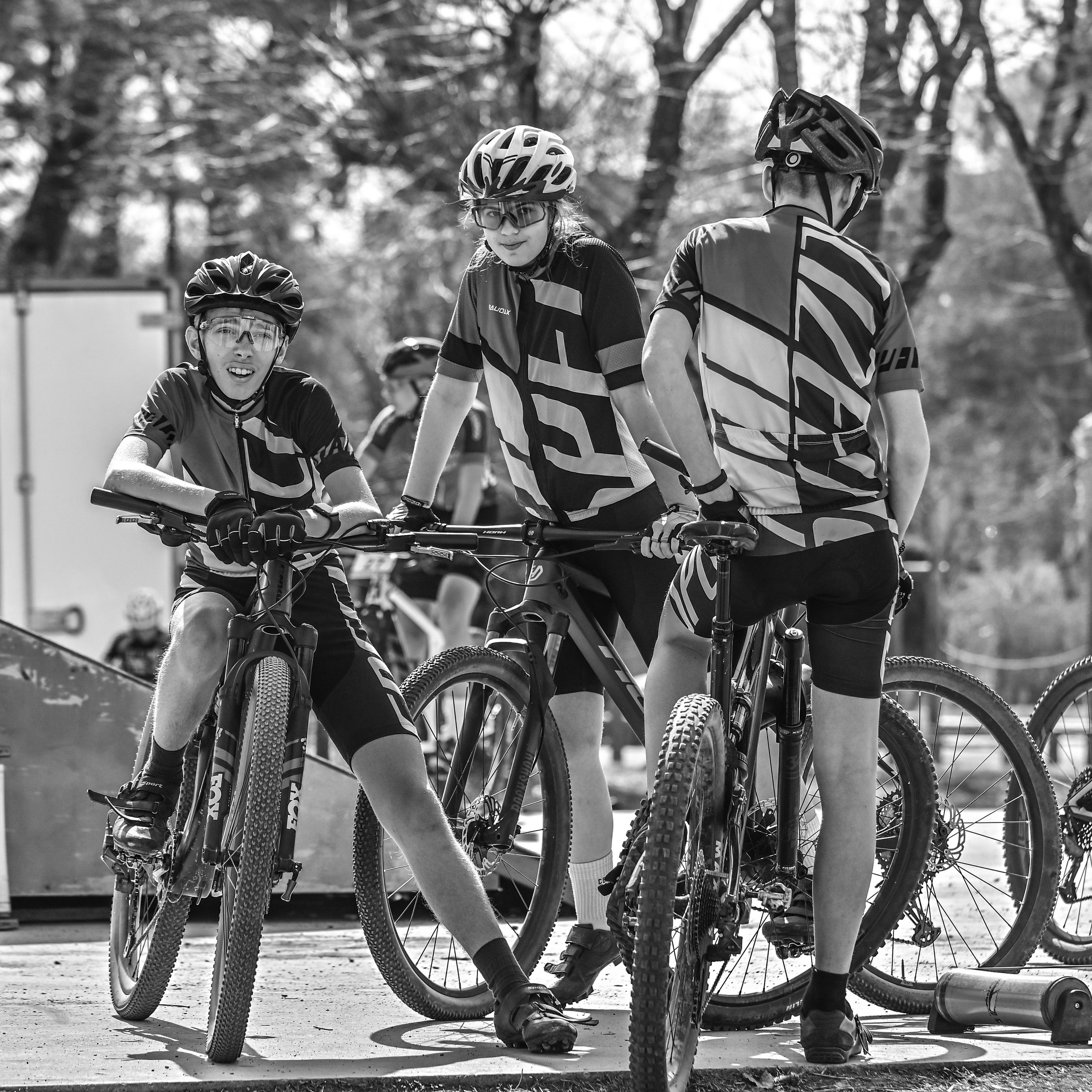 Маунтинбайк, кросс-кантри в Архипо-Осиповке 16 марта 2025. Спортивный фотограф, фотожурналист Павел Ларькин