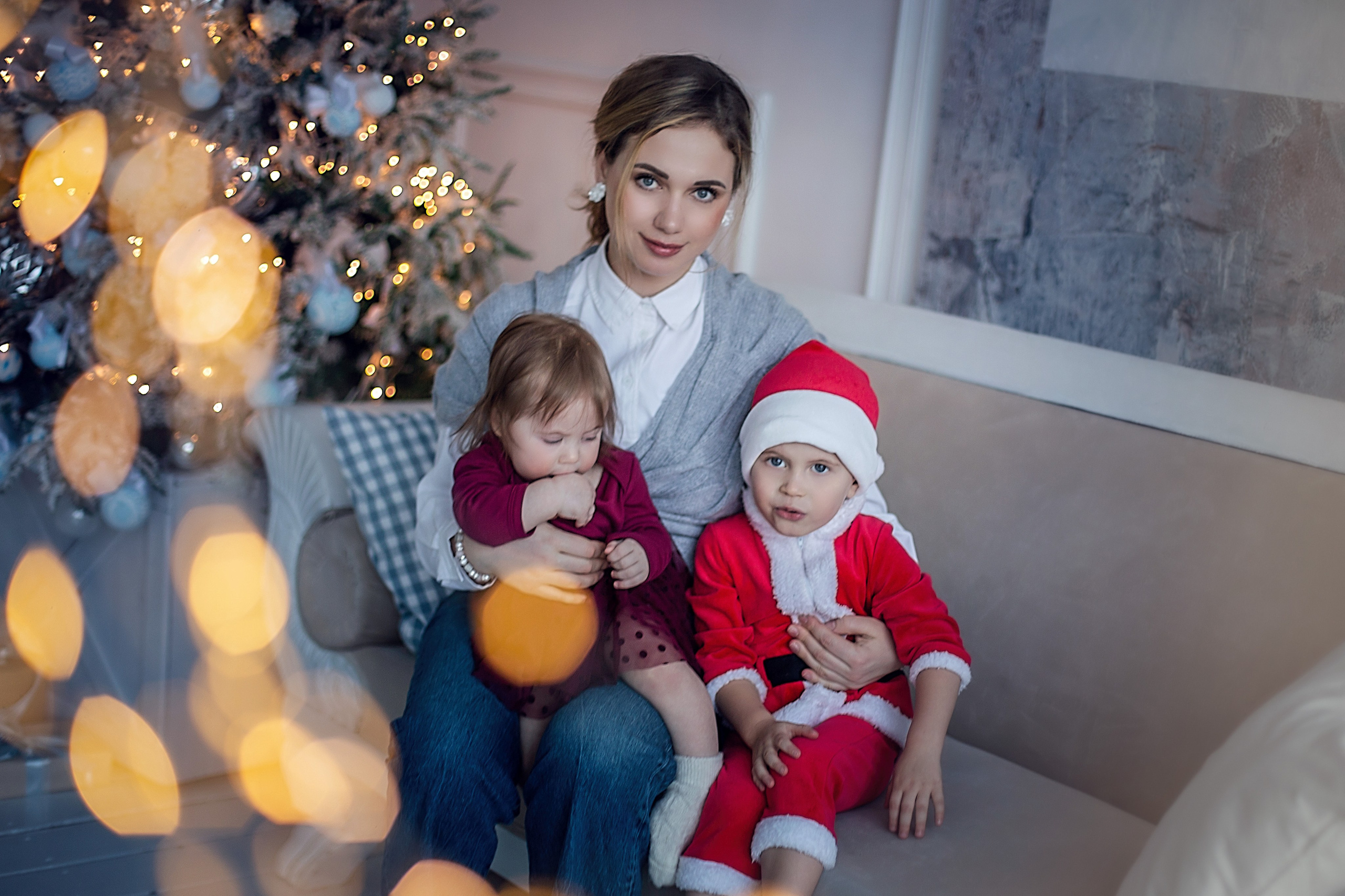 Новогодняя_Катюша с детьми. Семейный фотограф в Санкт-Петербурге