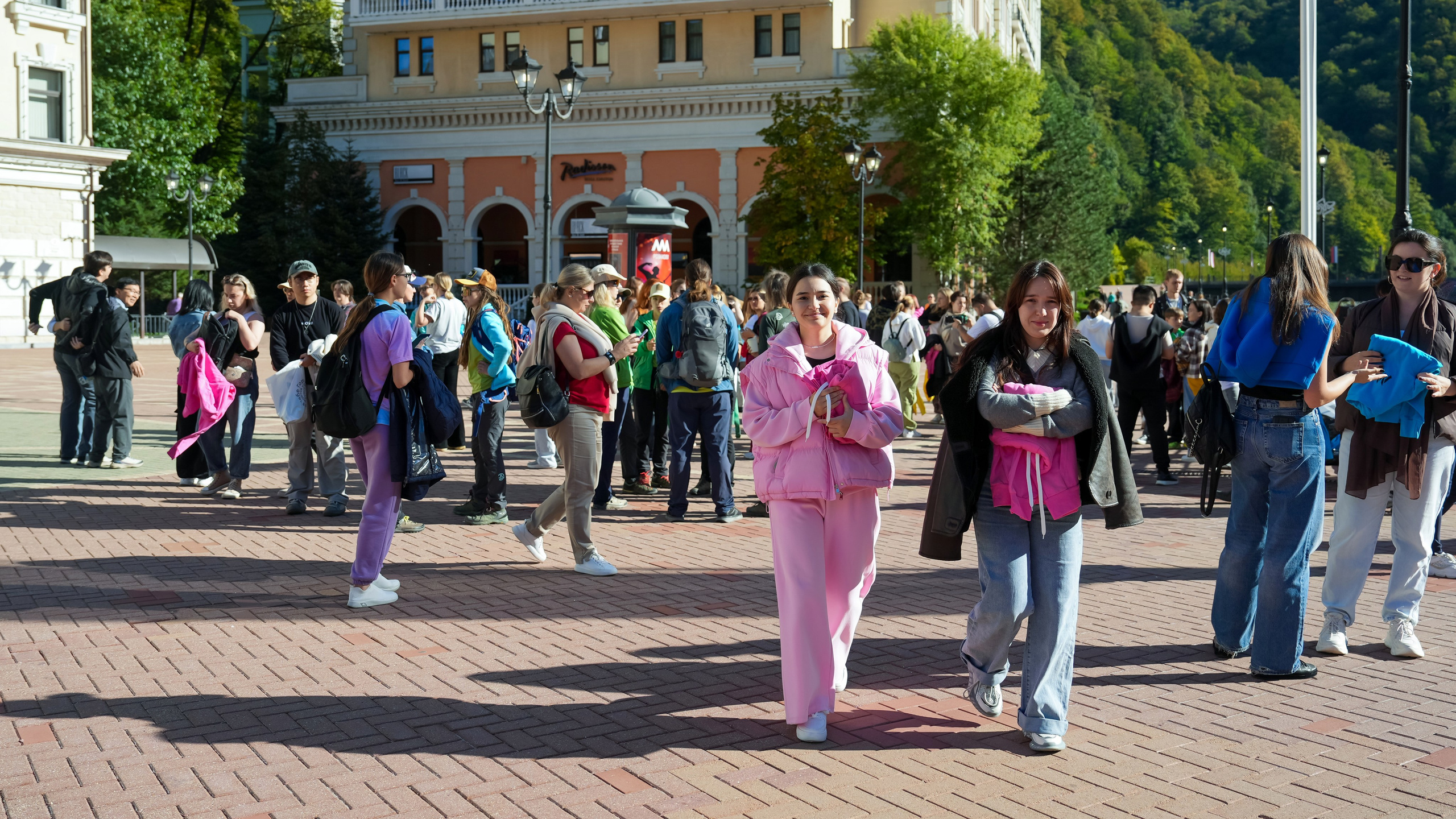 ChinaRosaFest 2024. Репортажный фотограф в Красной Поляне и Сочи Павлюченко Екатерина