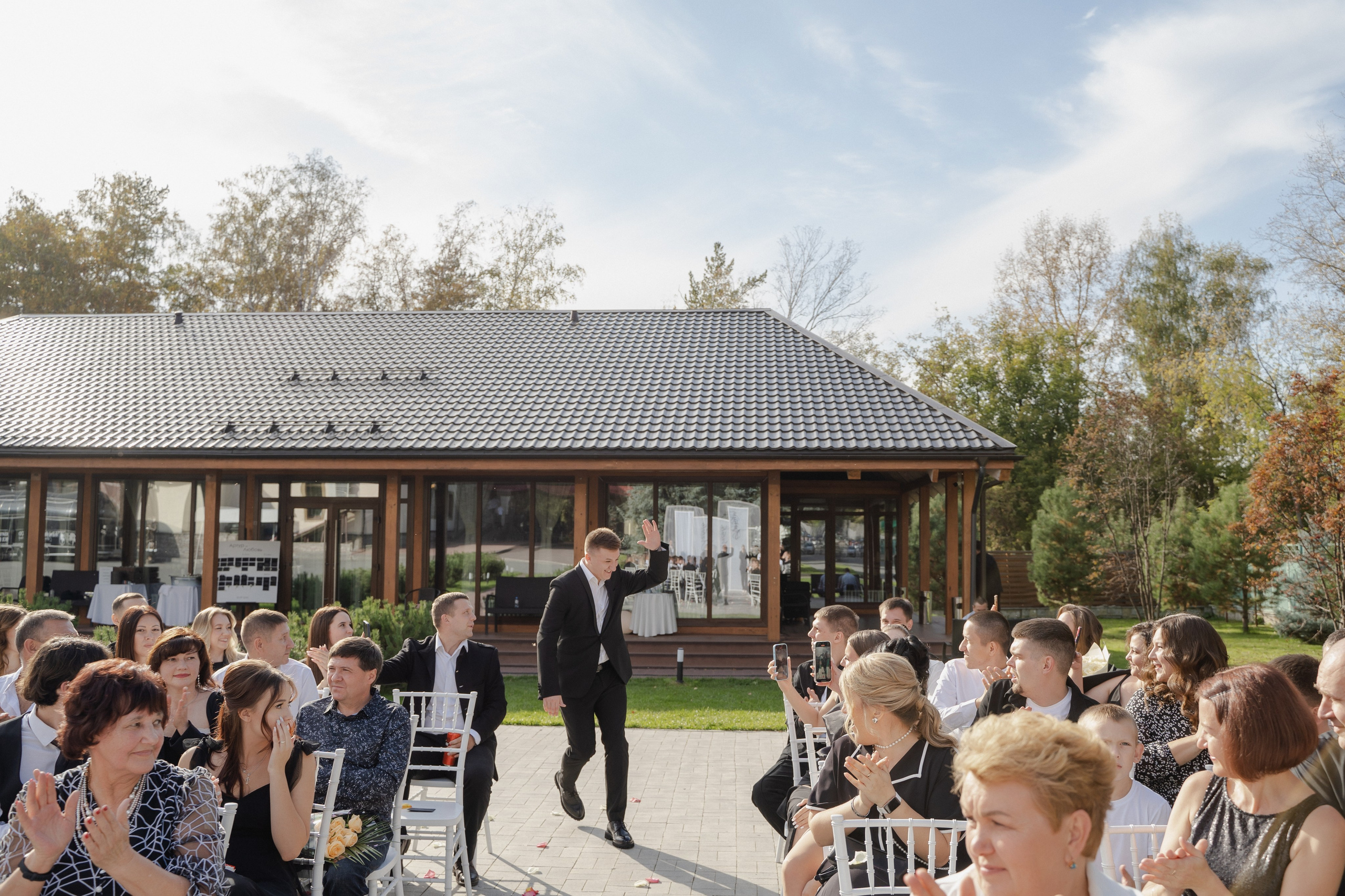 Любовь и Артур. Сосновый бор. Фотограф Аля Овчарова