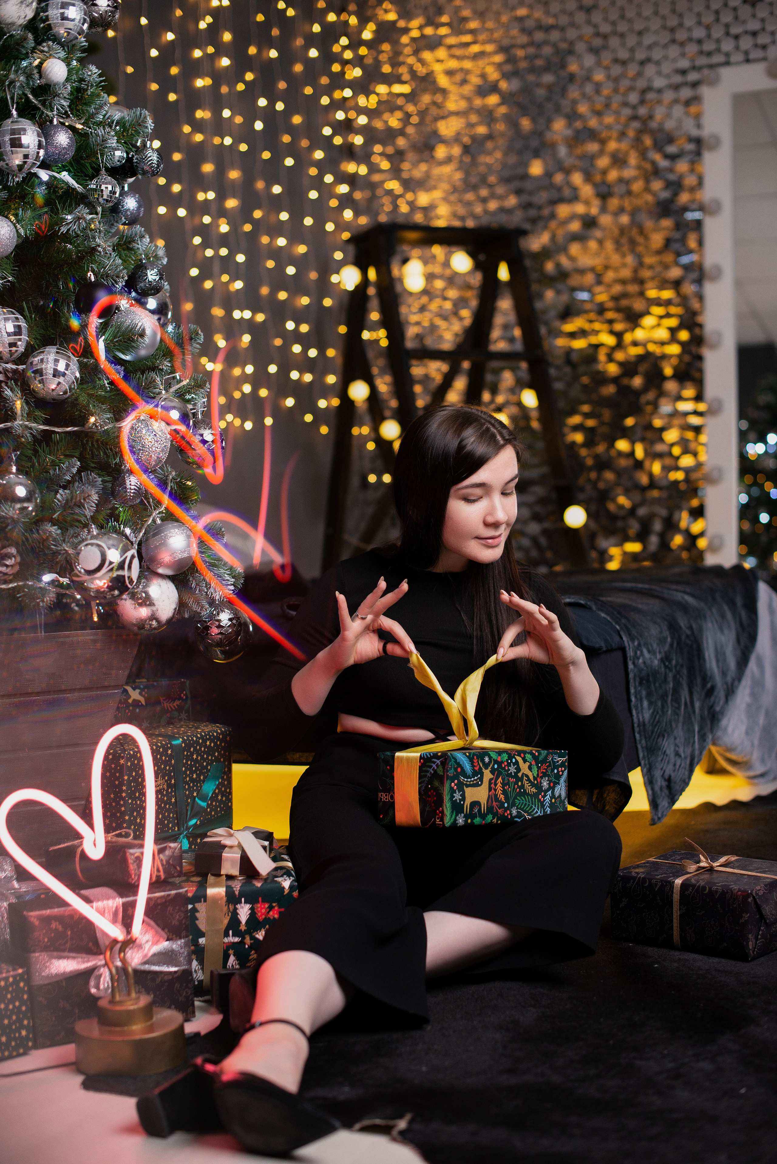 Юлечка в новогодней локации. Творческий фотограф Вологда