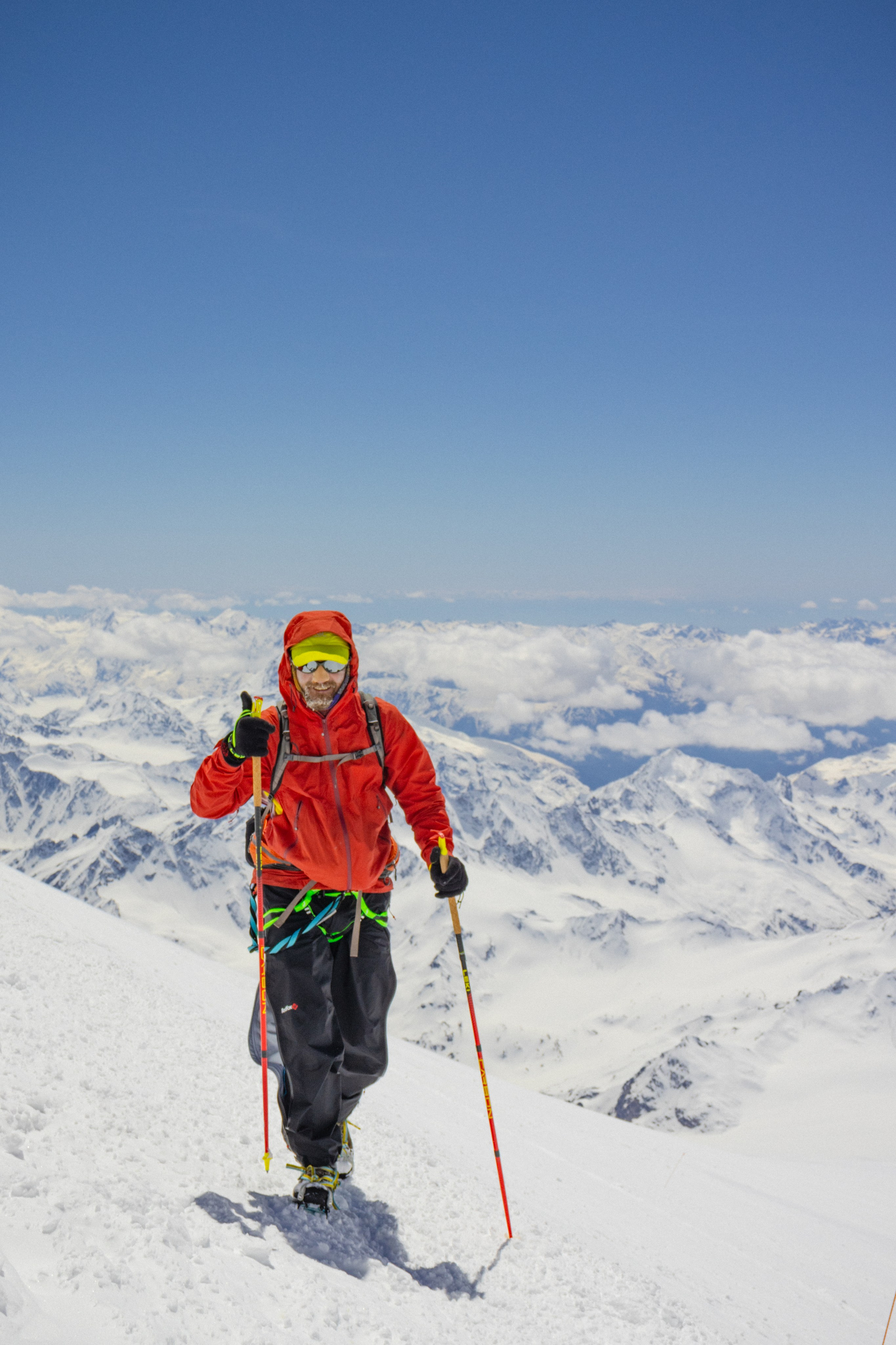 Скайранинг. Фотограф на трекинг и восхождение Эльбрус, Приэльбрусье. Елизавета Бобок