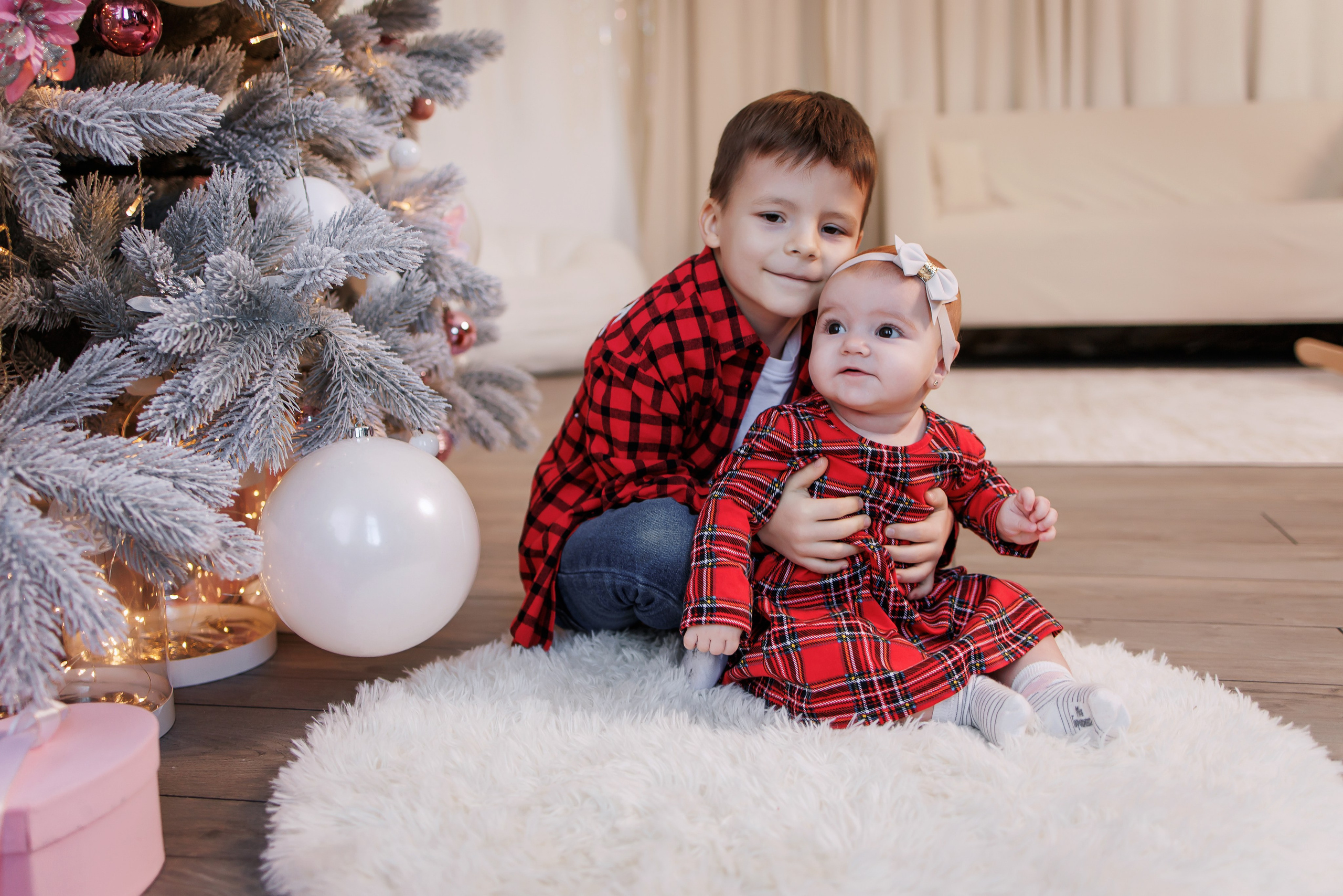 Ваши фотографии. Интерьерная фотостудия Background в Омске