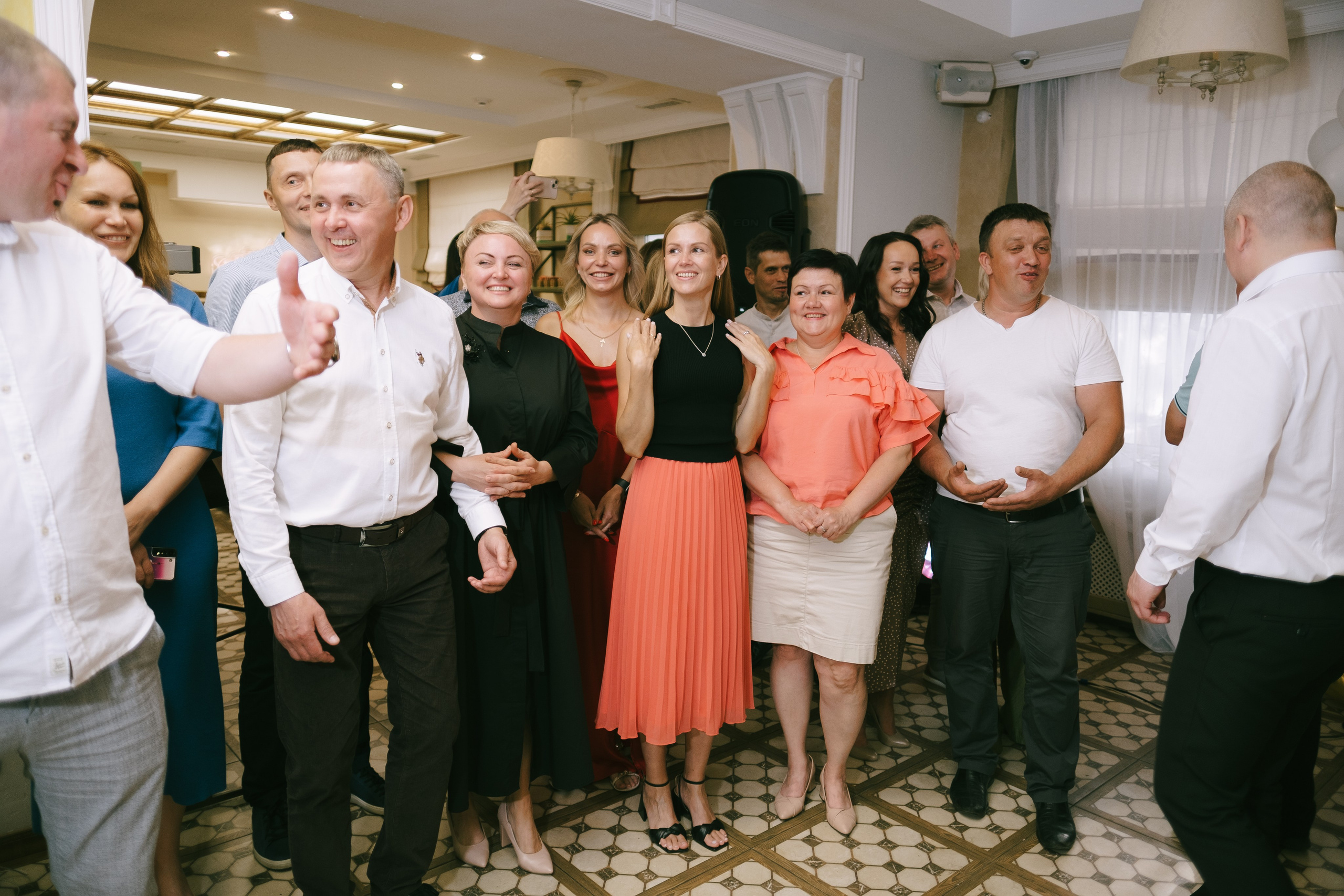 Выпускной школа 33. Свадебный и репортажной фотограф Денис Ожигин в Краснодаре и Краснодарском крае