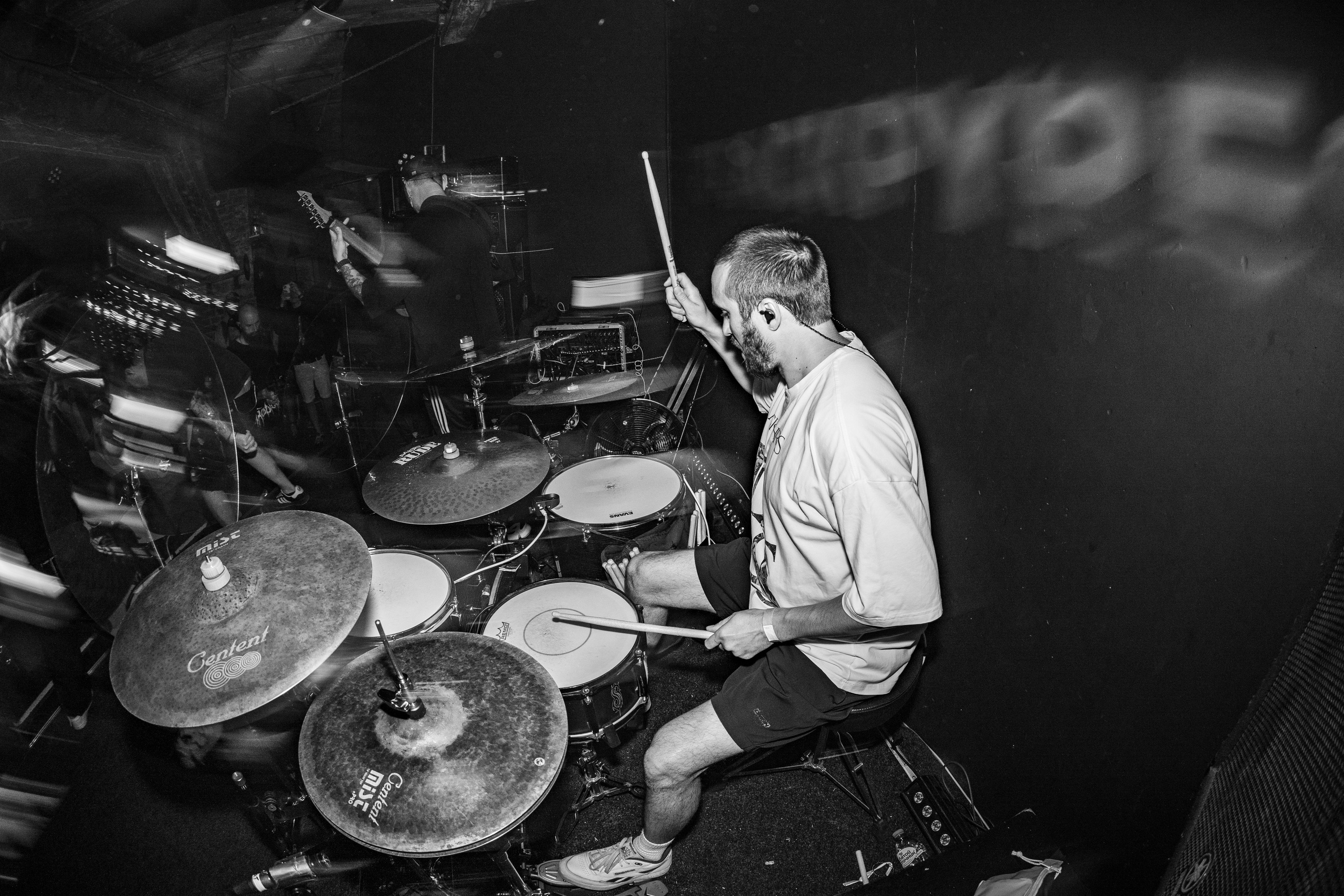 ОМУТ ГИГ|Zoccolo 2.0. Концертный и репортажный фотограф в Санкт-Петербурге Слава Пахомов