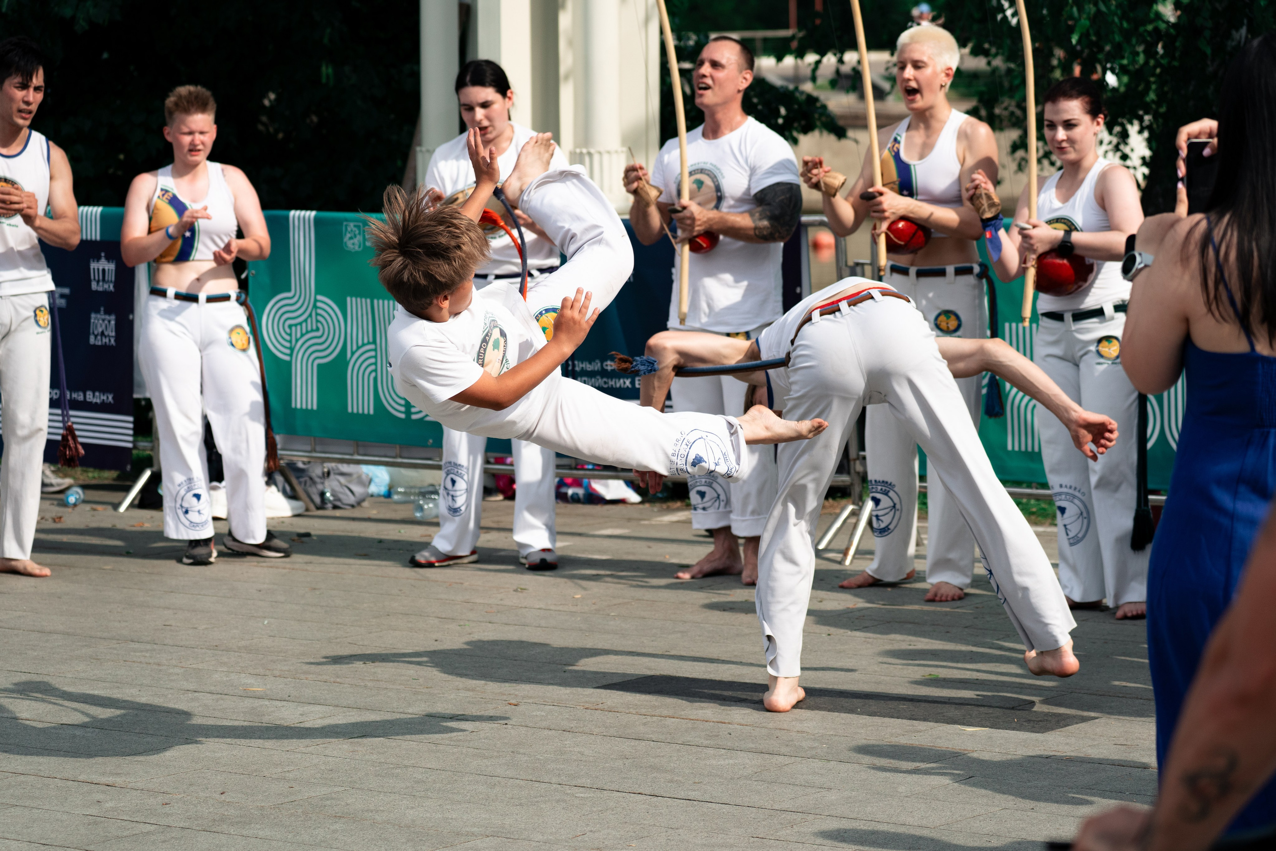 Открытый класс AXE Capoeira на фестивале неолимписких видов спорта на ВДНХ 2025 г:. Фотограф в Москве Ткаченко Владимир