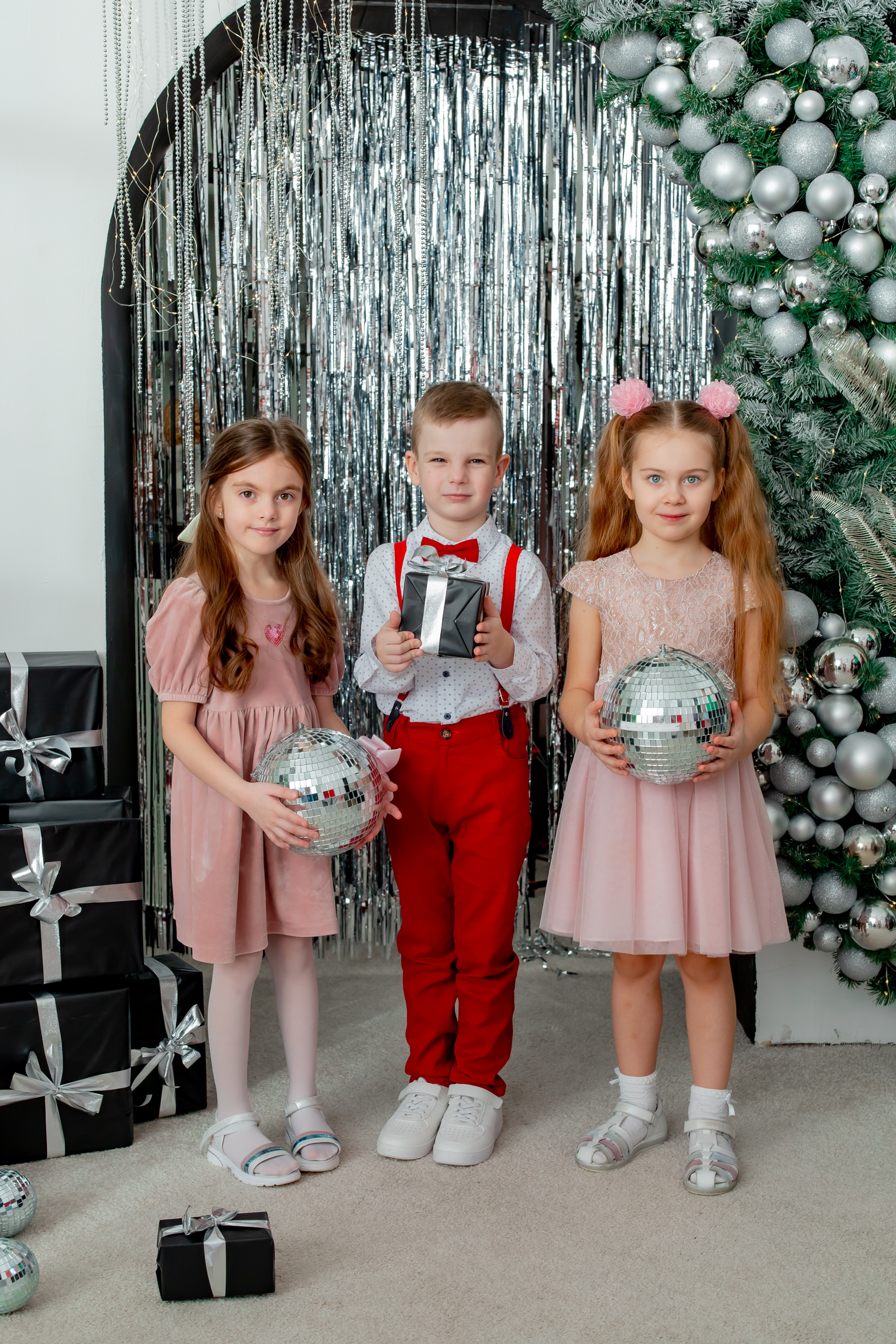 Студия детский сад. Выпускные альбомы Чехов