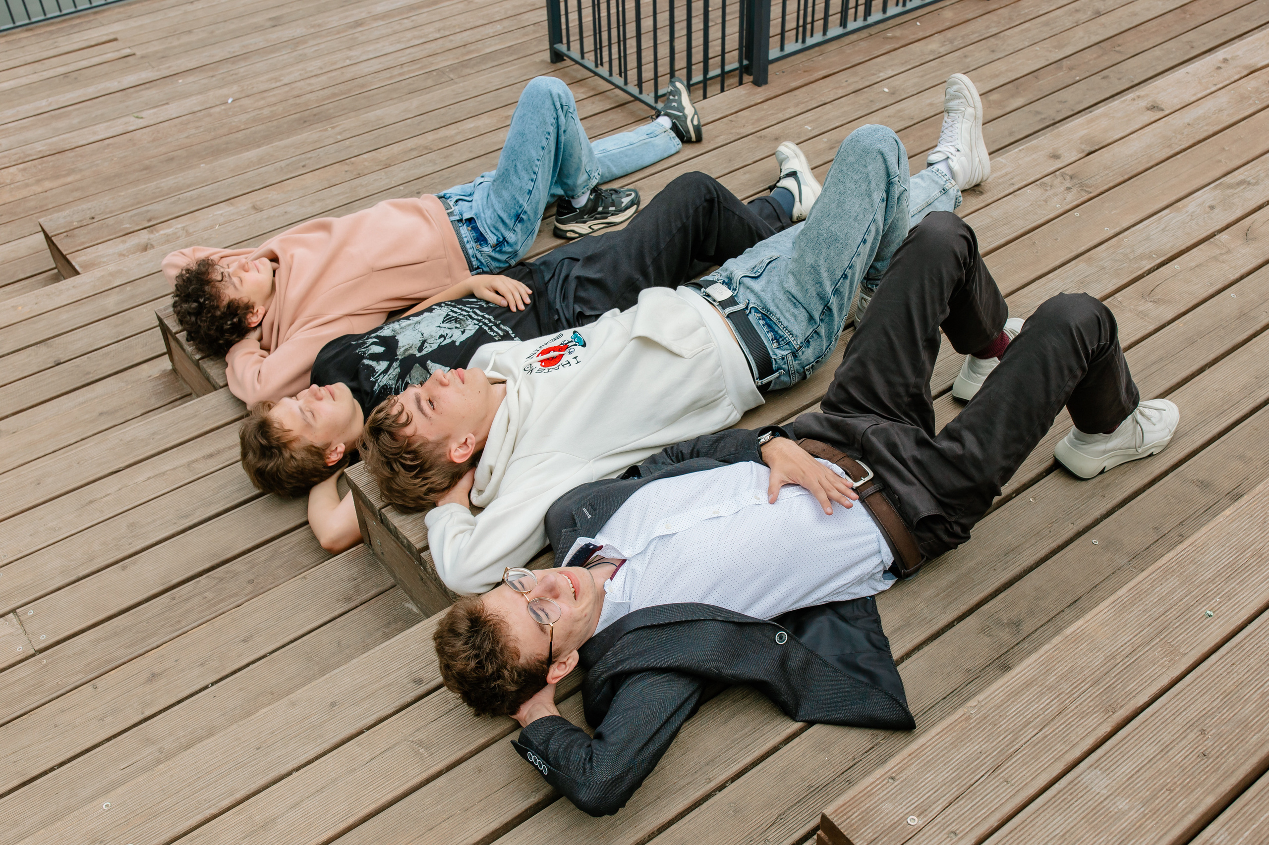 Прогулка весна 9/11 классы. Выпускные альбомы Чехов