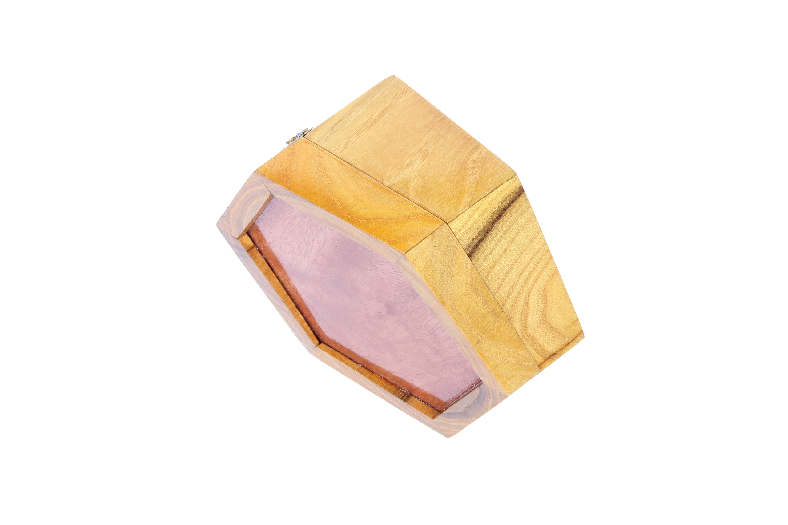 Предметная фотосъемка украшения (старым фотоаппаратом, без светового куба). Фотограф в Туле Крупский АнДРей. Фотостудия «КАДР71» в Туле