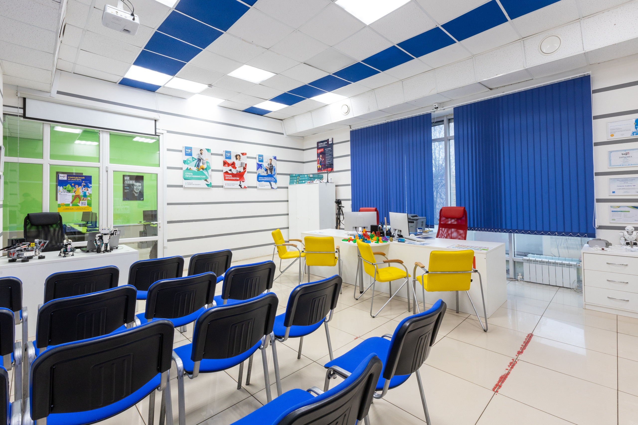 Интерьерная фотосъемка для Компьютерной академия «ТОП», г. Новомосковск. Фотограф в Туле Крупский АнДРей. Фотостудия «КАДР71» в Туле