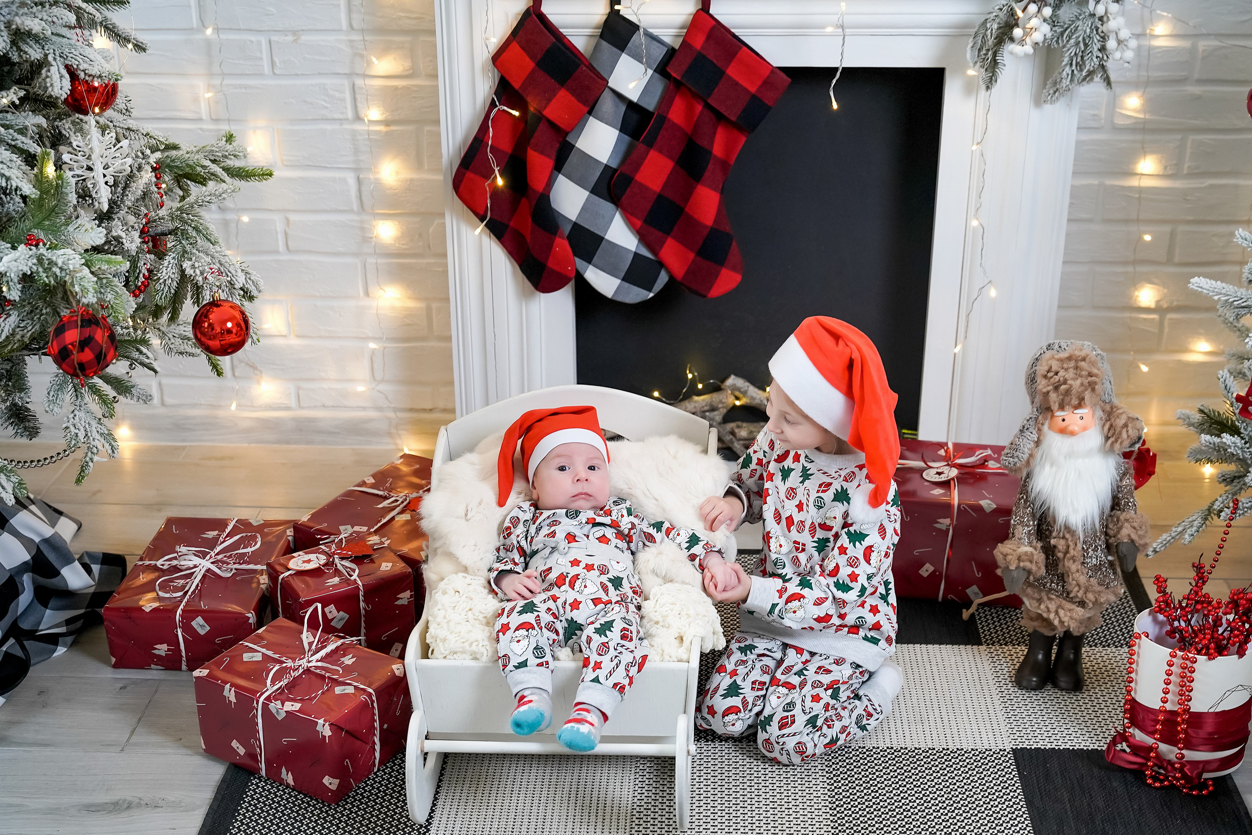 НОВОРОЖДЕННЫЙ НГ. Фотограф в Ялте Инна Найден. Детский и семейный фотограф