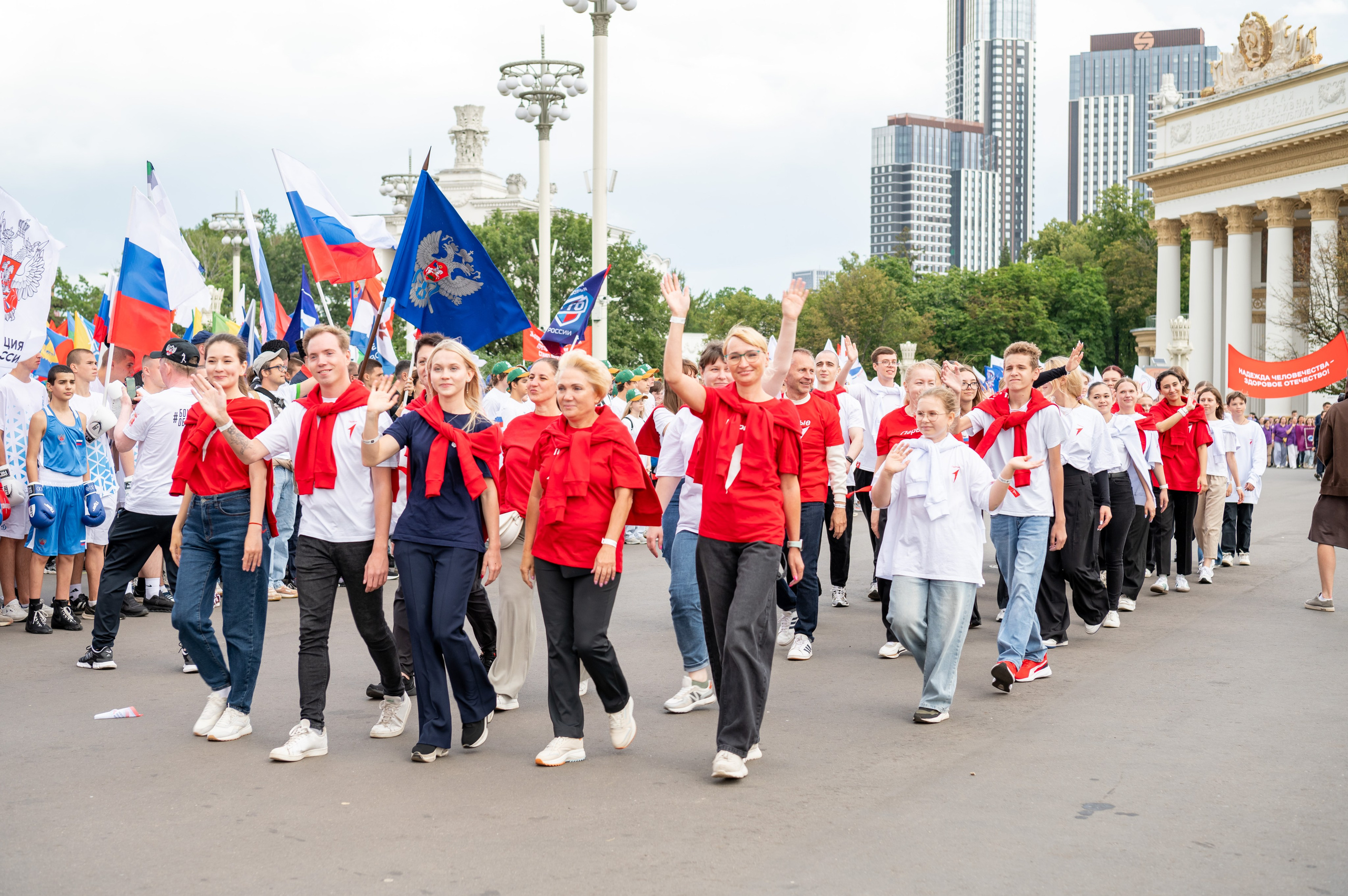 Спортивное шествие посвященное Дню физкультурника!. Детский и семейный фотограф г. Москва Оксана Катаджи