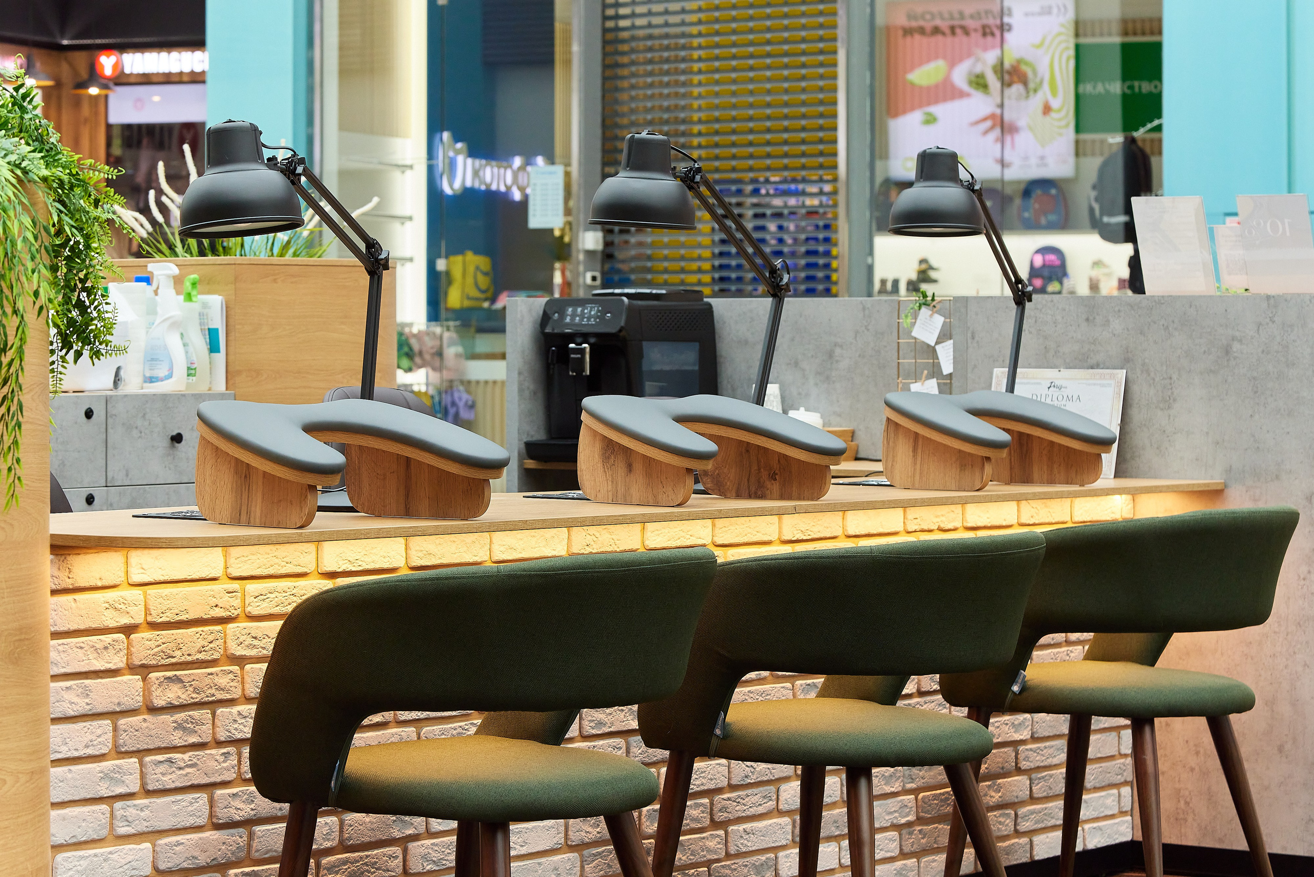 Ногтевая студия Сороки в ТЦ Лето. Фотограф Анастасия Леонтьева Санкт-Петербург