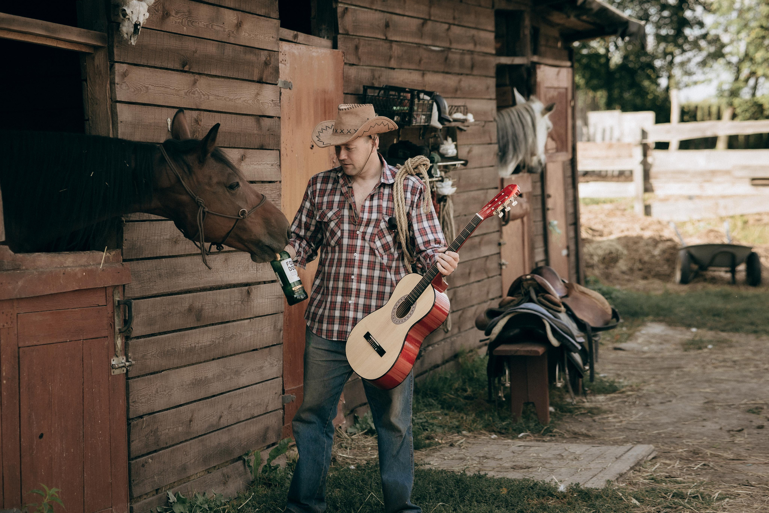 ТВОРЧЕСКАЯ. Фото, видео, авторские выпускные альбомы в Нижнем Новгороде