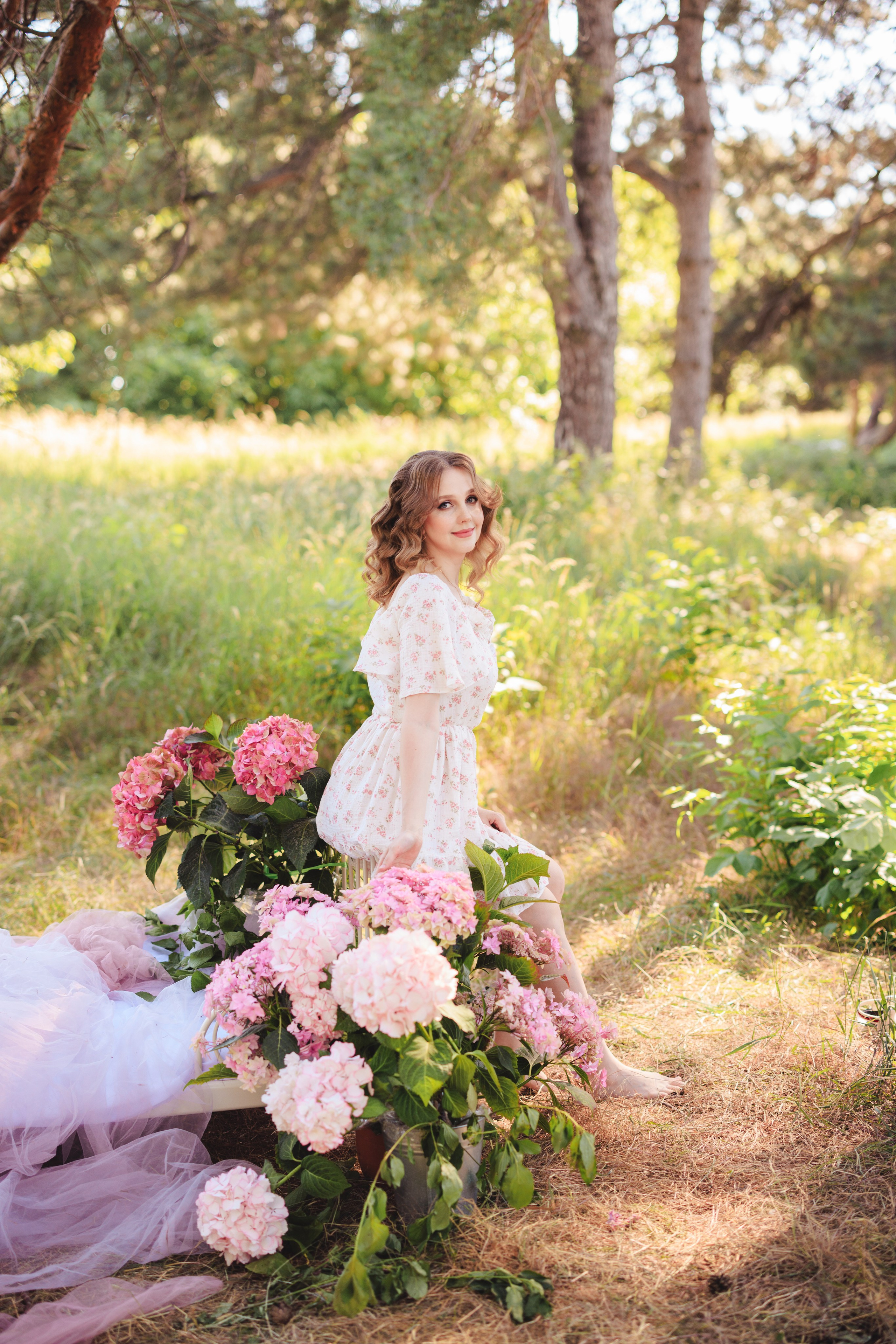 Цветочная кровать с кроликами. Семейный и детский фотограф в Краснодаре Анна Трашкова