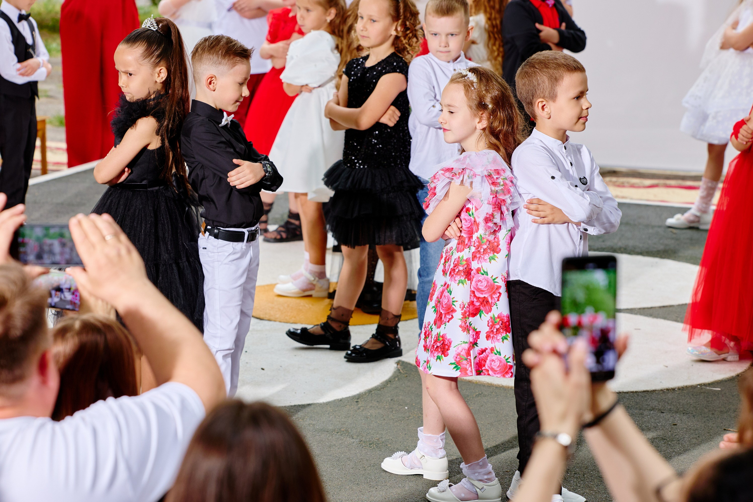 Выпускной 45 сад. Фотограф Выпускные альбомы Таганрог Сергей Коробченко