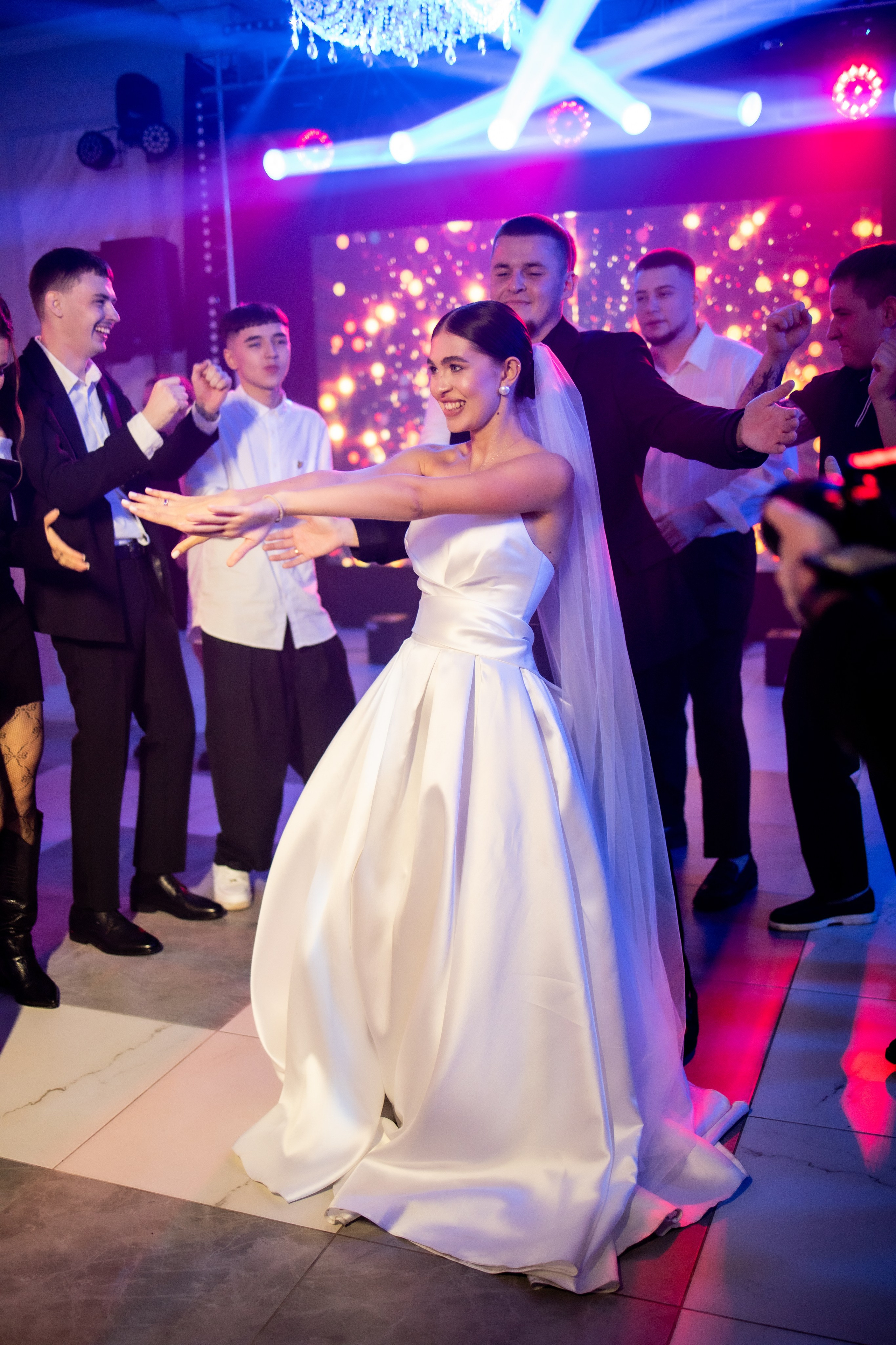 Артем и Вероника — Торжество. Фотограф Надежда Лукьянова