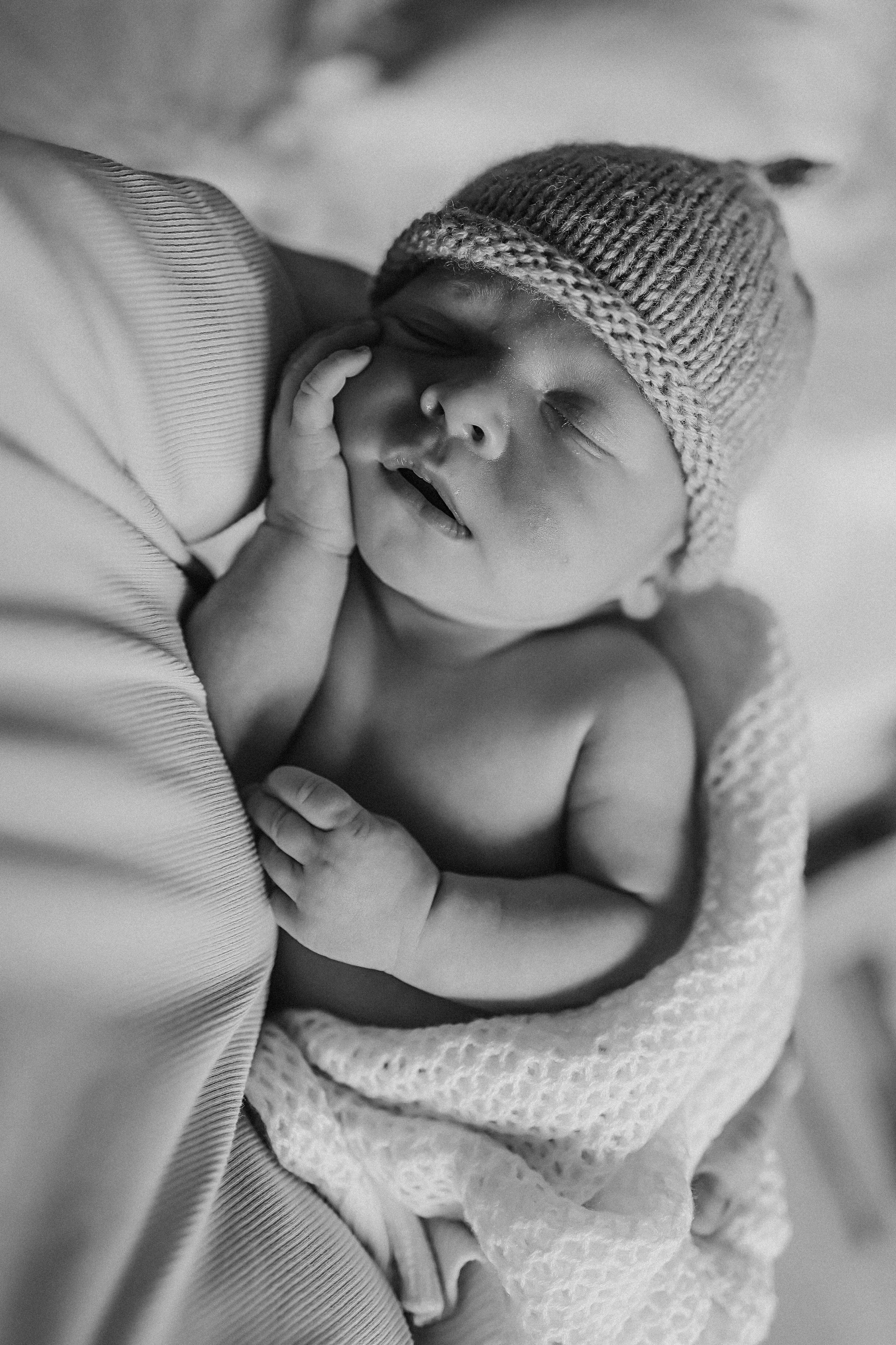 Ефим, 2 недели. Семейный фотограф Тюмень, фотограф на роды Салмина Мария