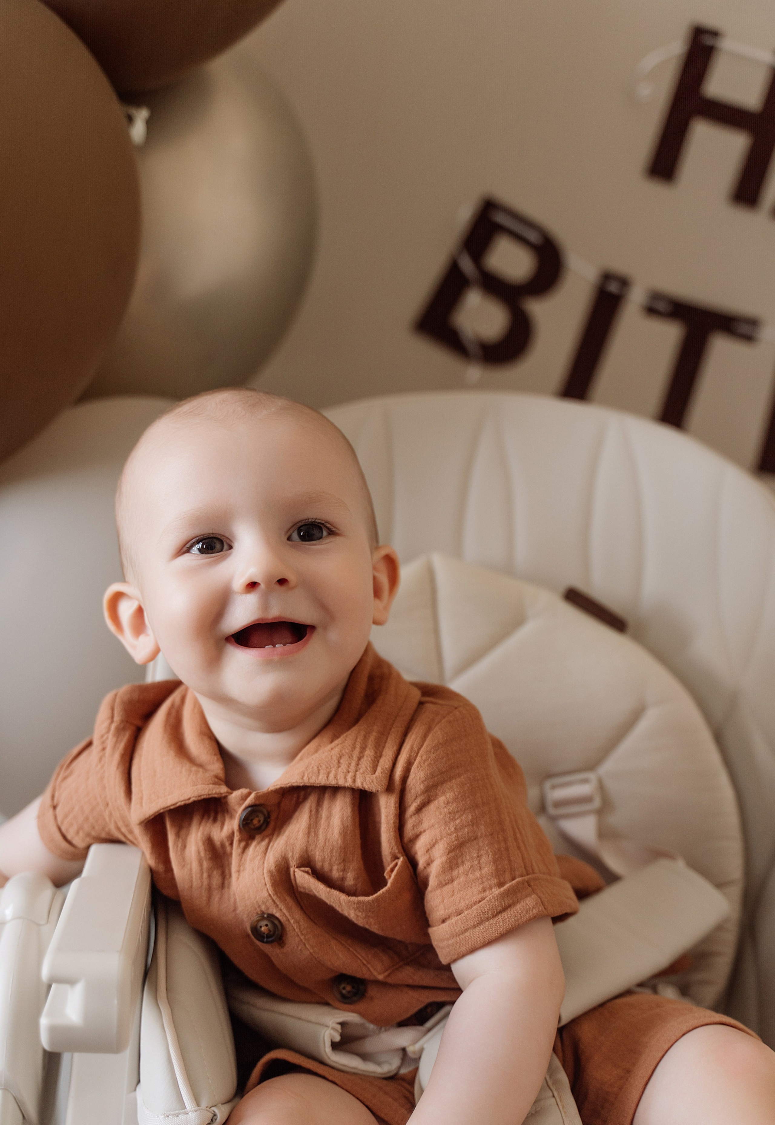 1 годик Русланчику (снимли дома). Свадебный фотограф