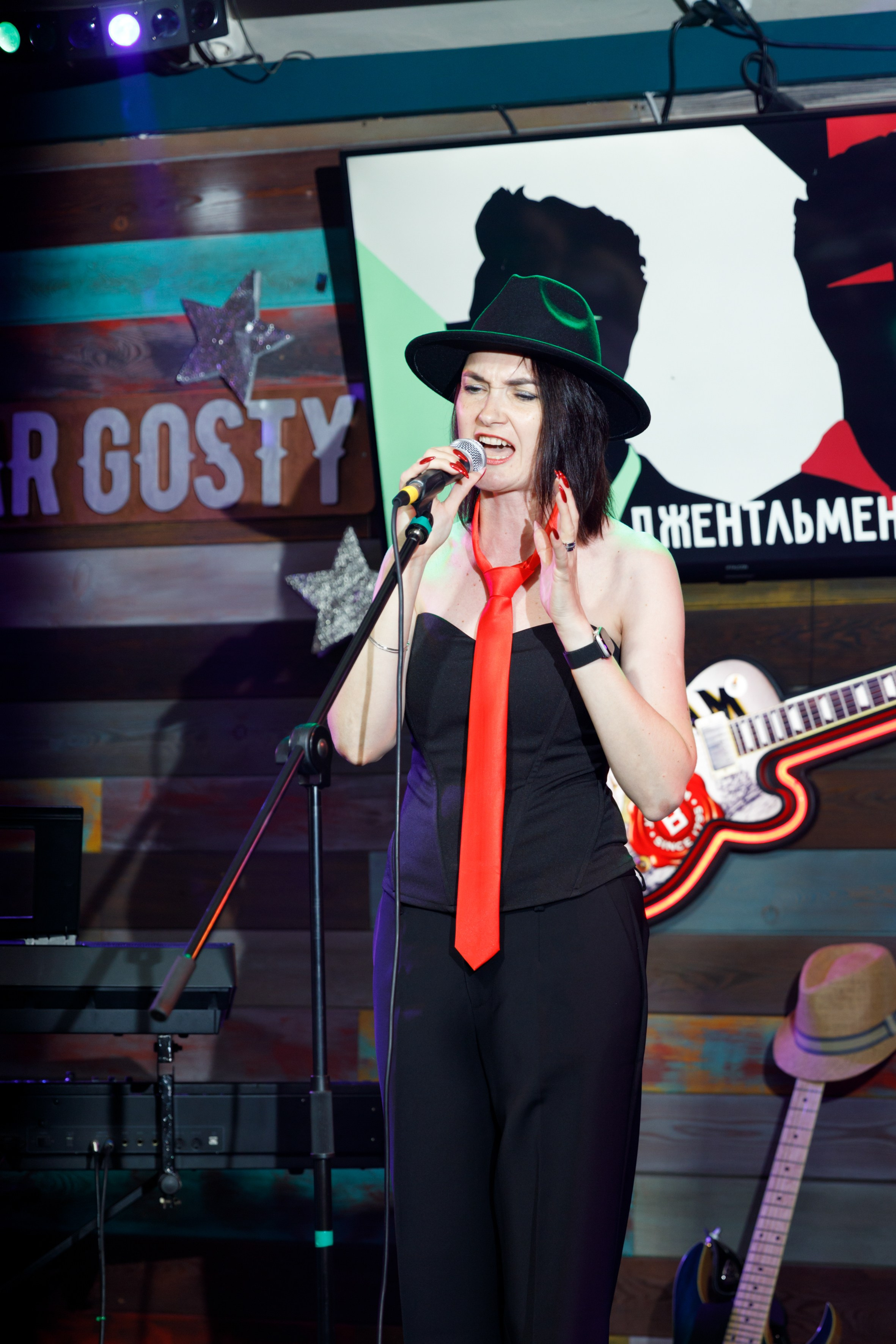 Репортаж. Фотограф Анна Телекаева, выпускные альбомы, семейные и репортажные съемки в Омске