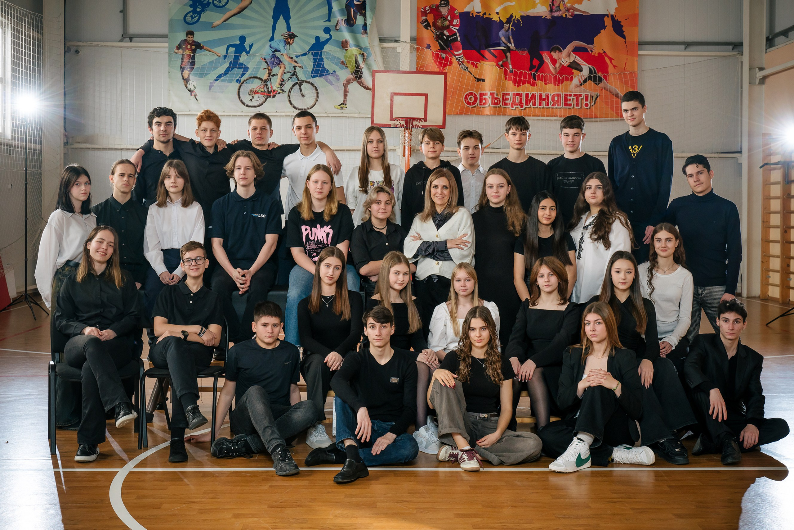 Фотографии с одноклассниками. Выпускные альбомы, школьные фотосессии в городе Новороссийске