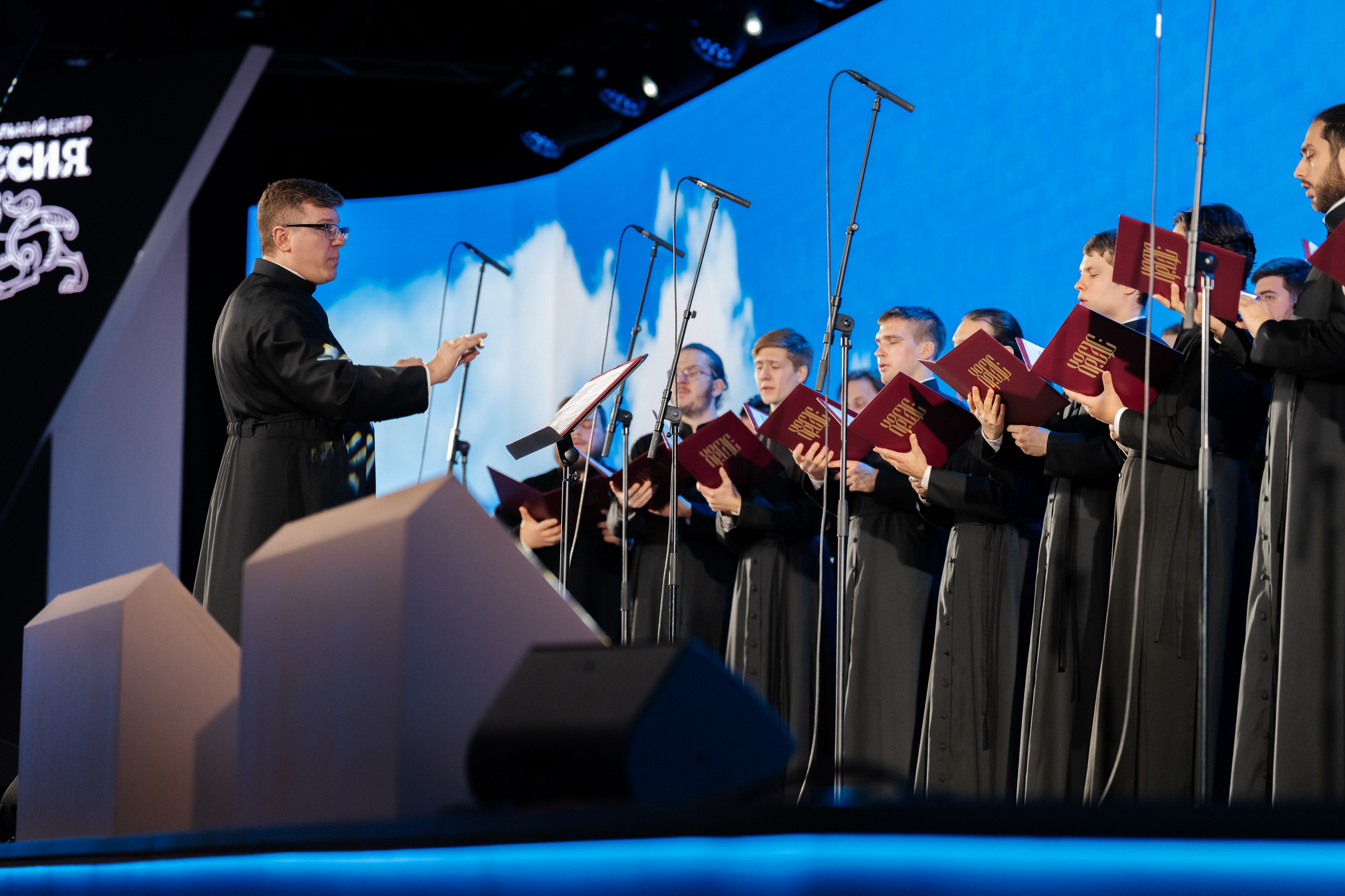 MMMF. Фотограф Дмитрий Алехин. Репортажная съемка мероприятий в Москве