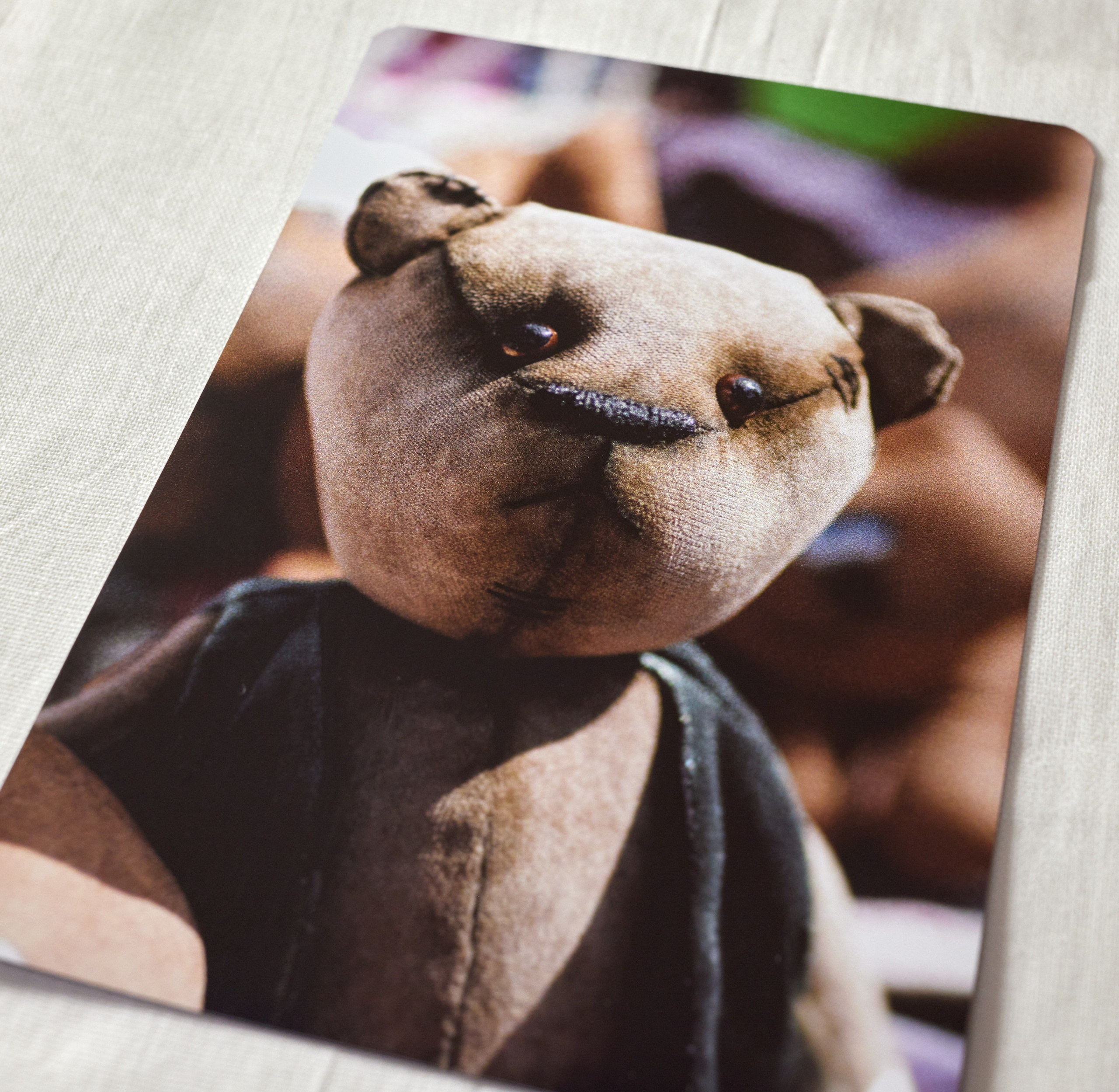 Виниловый магнит. Имидж Технологии — Производство сувенирных магнитов, заливных этикеток и значков. Репортажная фотография в Кирове Кировской области