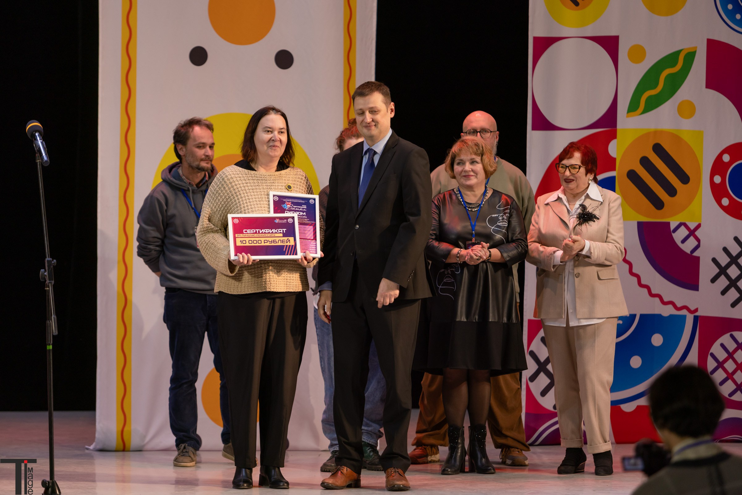 Театральная Вятка 2025. Имидж Технологии — репортажная фотография в Кирове Кировской области. Производство сувенирных магнитов, заливных этикеток и значков