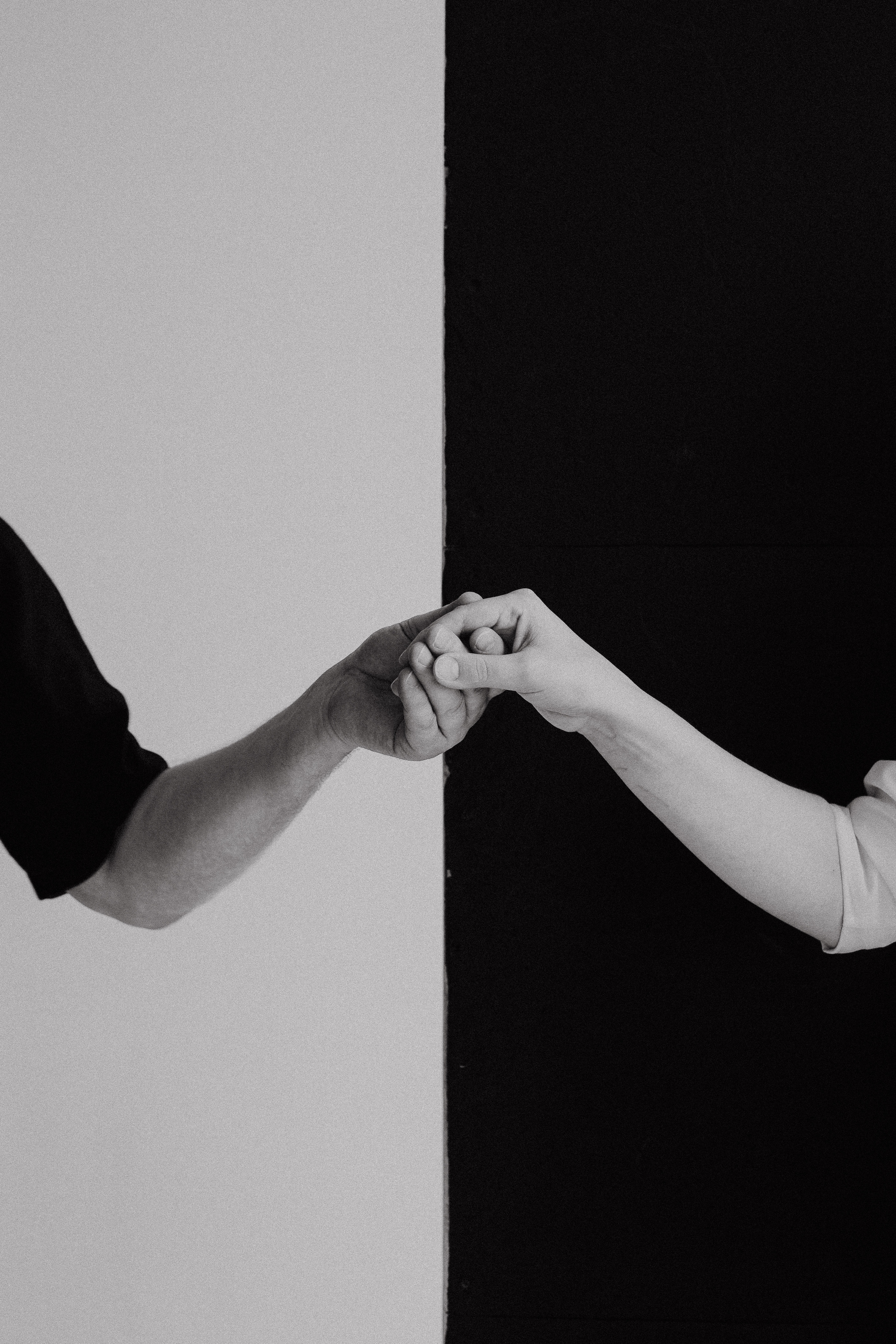 Двое. Говорим о Вас