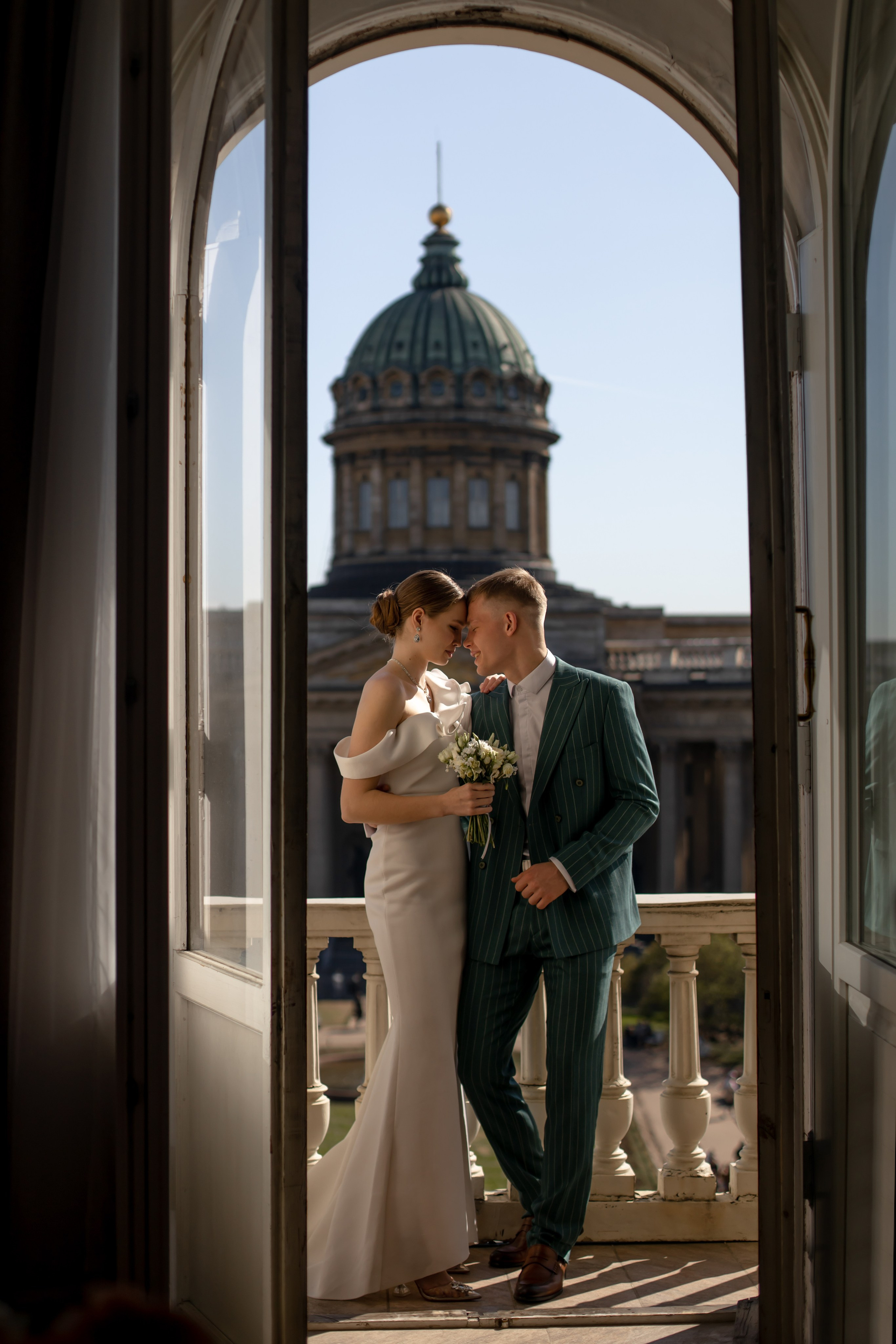 С видом на Казанский собора. Свадебный и семейный фотограф в Москве Диана Левченко
