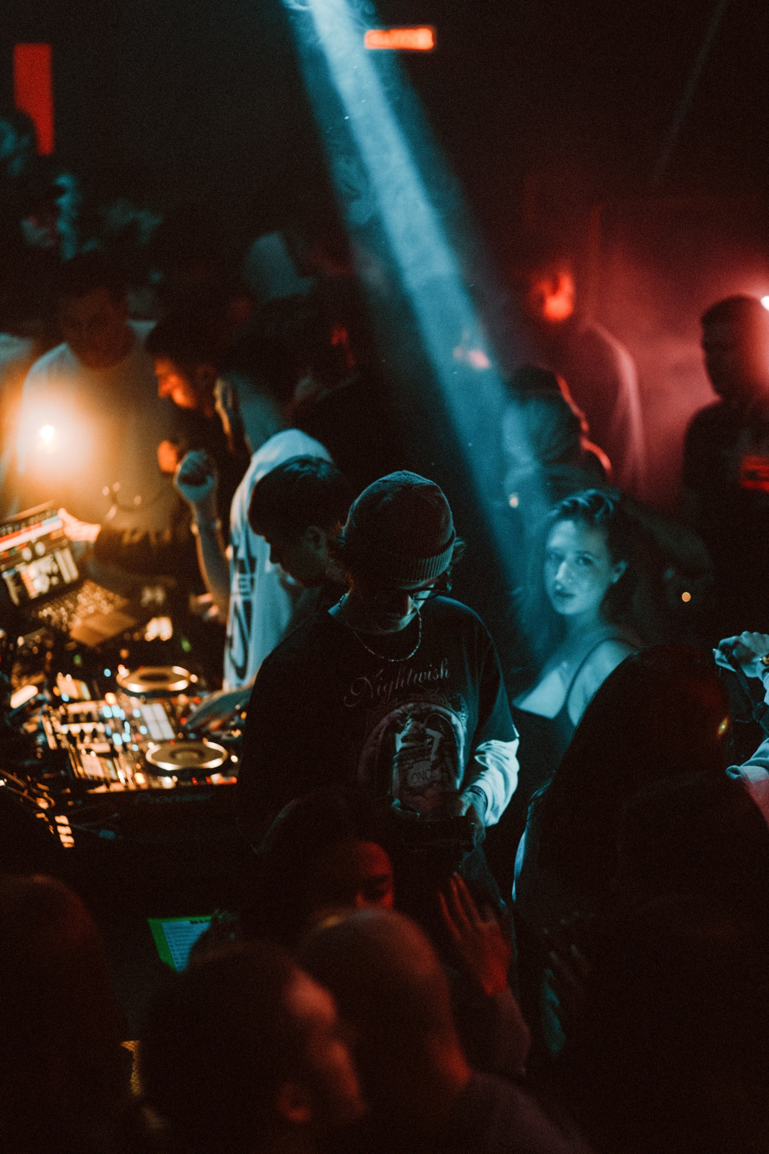 КЛУБЫ | ВЕЧЕРИНКИ. Фотограф Владивосток Ян Паклин