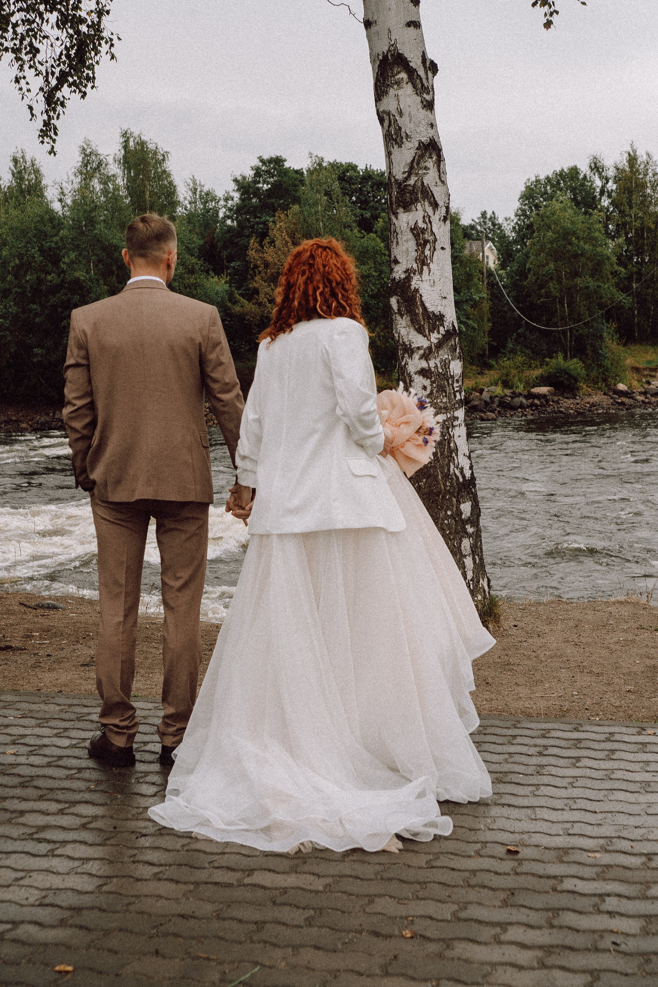СВАДЕБНАЯ ФОТОСЕССИИЯ ПАРЫ В ГОРОДЕ ПРИОЗЕРСК В СОСНОВОМ ЛЕСУ И С ПИКАПОМ. Профессиональный фотограф, Санкт-Петербург — Виктория Богомолова