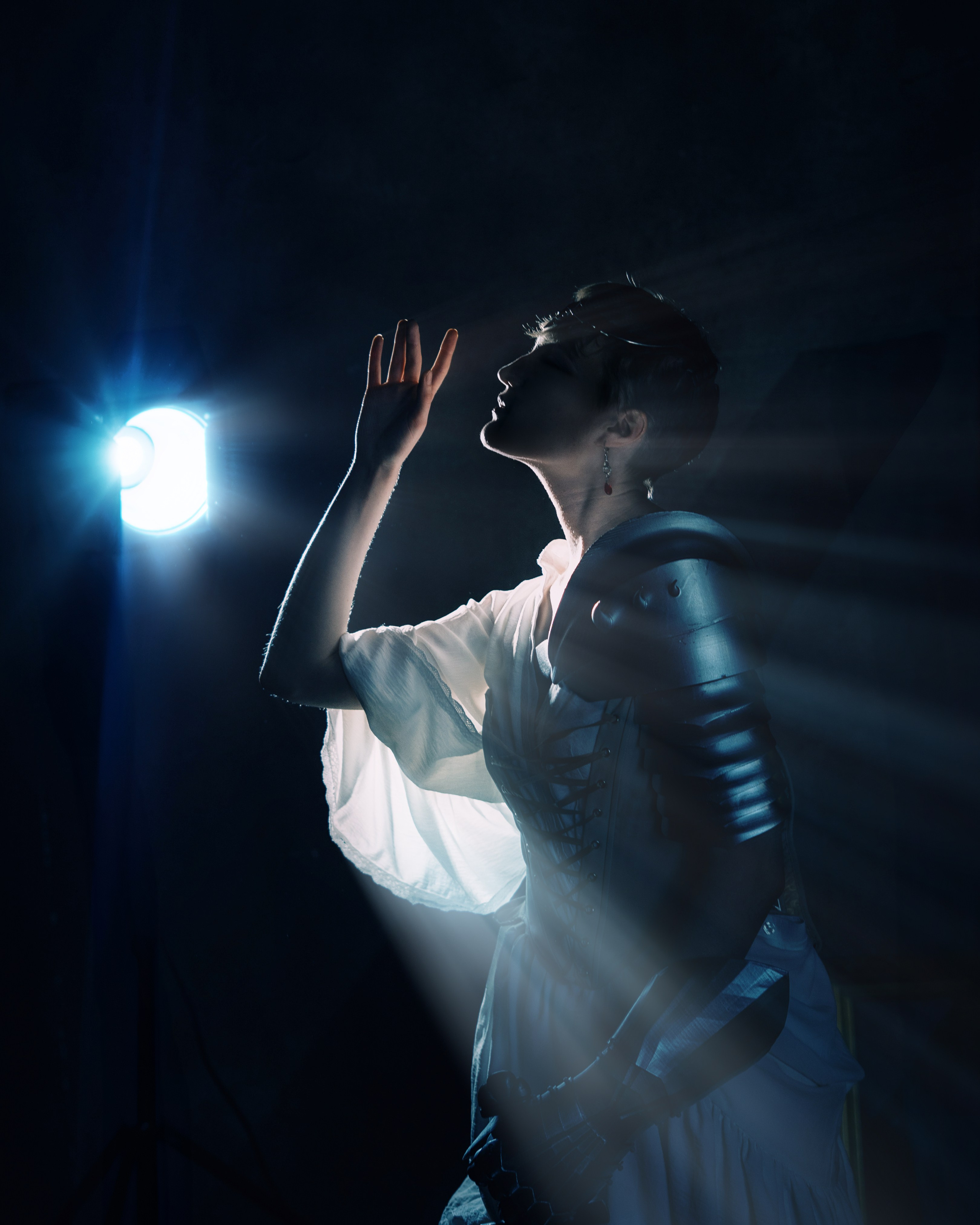 Креативная тематическая индивидуальная портретная съёмка. Фотограф Екатеринбург для вас или вашего бренда