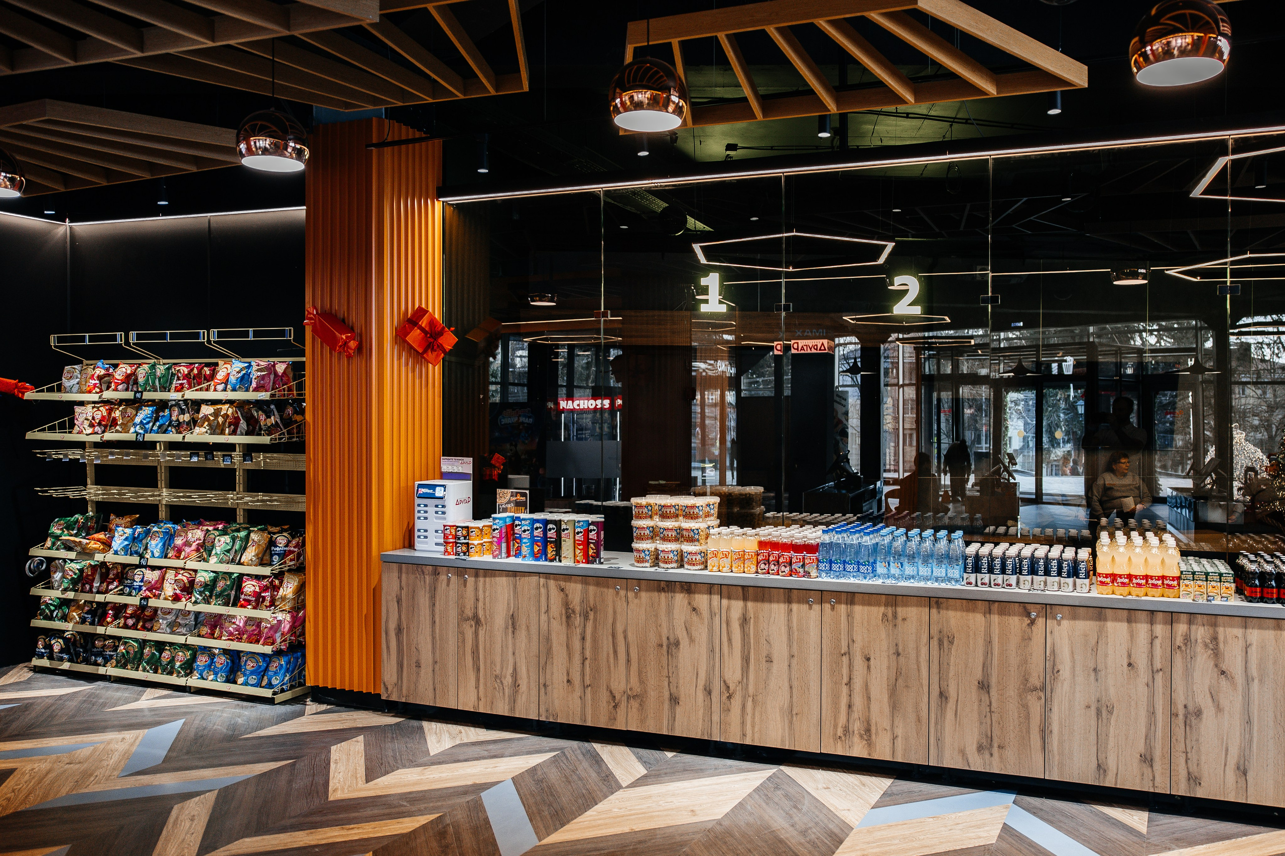 Кинотеатр Другар. Самый свадебный фотограф