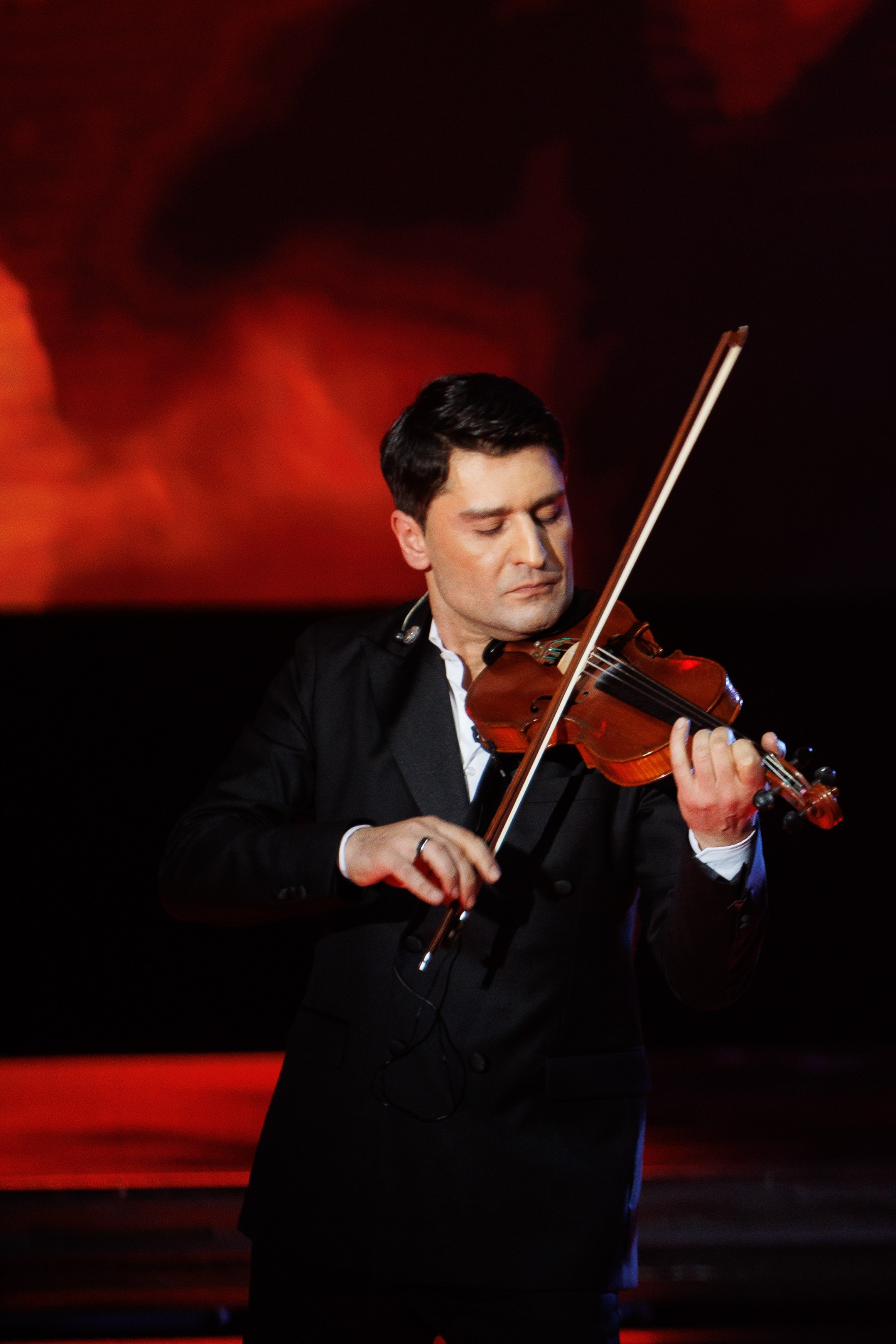 Сольный концерт Эдгара Акобяна. Студийный и свадебный фотограф в Москве Айк Саркисян