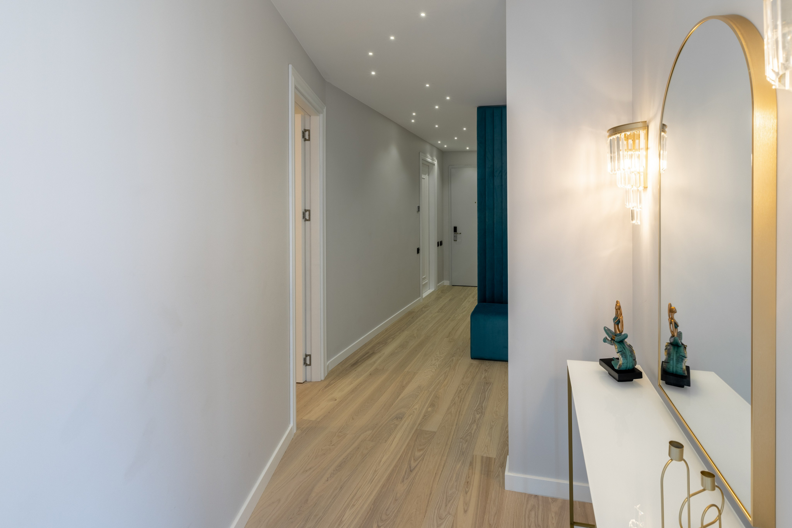 BELLEVUE RESIDENCE by HILTON. Режиссёр, клипмейкер, фотограф — Андрей Охота