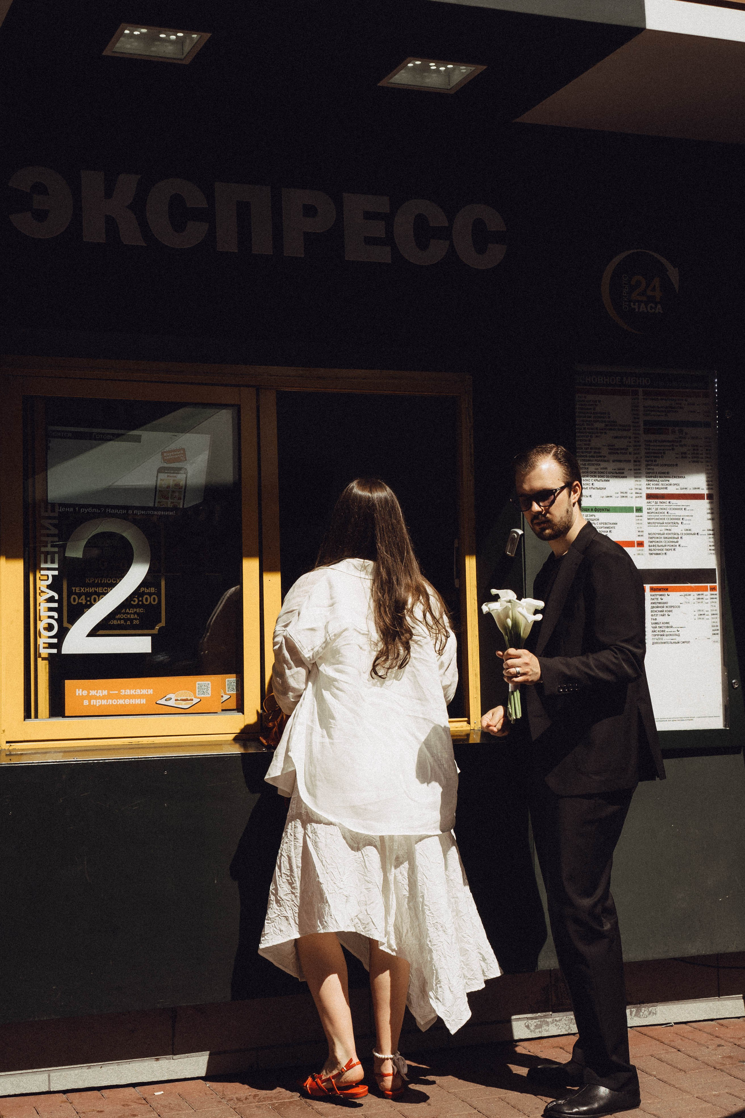 СВАДЕБНАЯ СЬЕМКА В ПАРКЕ ПОБЕДЫ И ПРОГУЛКА ПО МОСКОВСКОМУ ПРОСПЕКТУ. Профессиональный фотограф, Санкт-Петербург — Виктория Богомолова