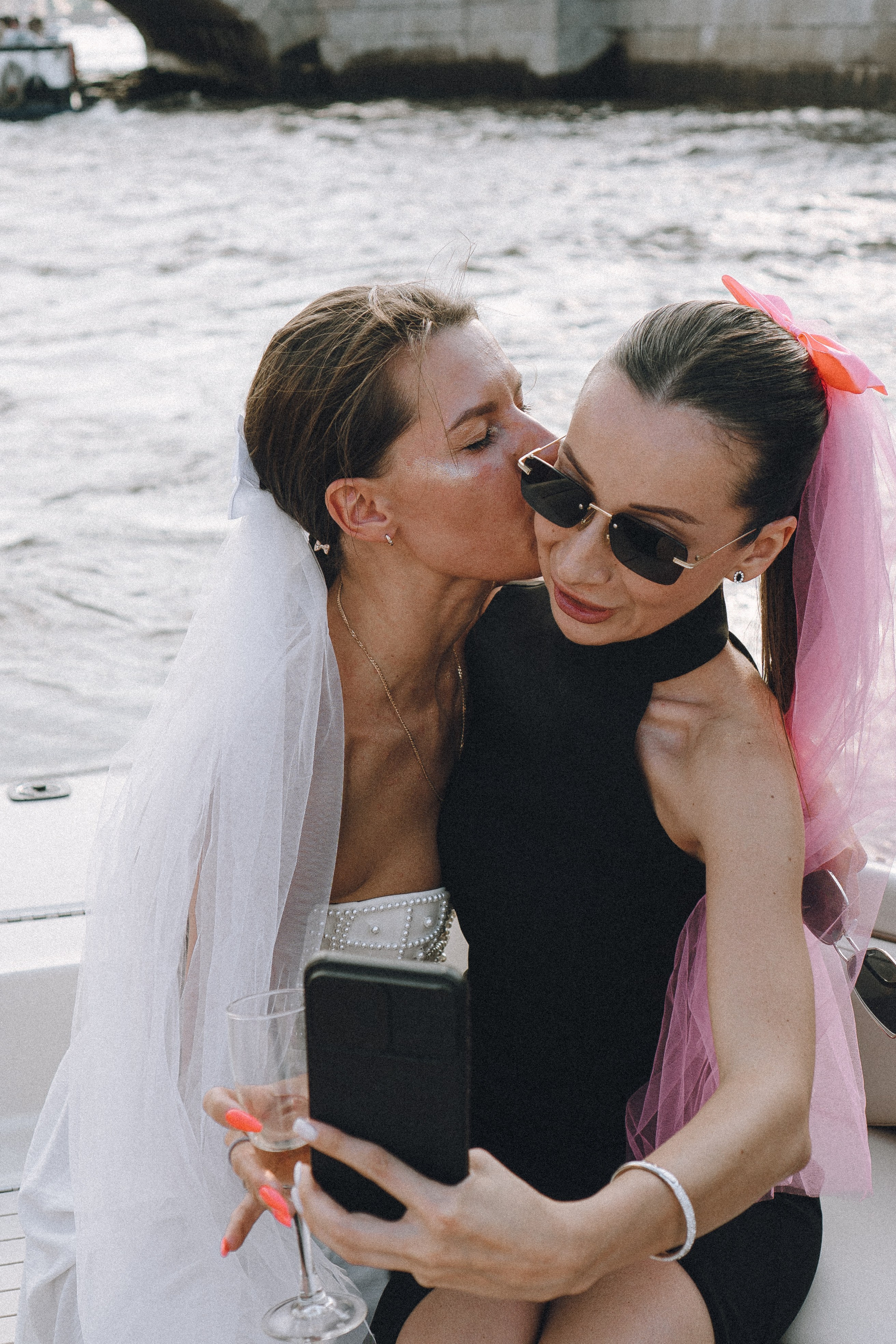 ДЕВИЧНИК НА КАТЕРЕ. Профессиональный фотограф, Санкт-Петербург — Виктория Богомолова