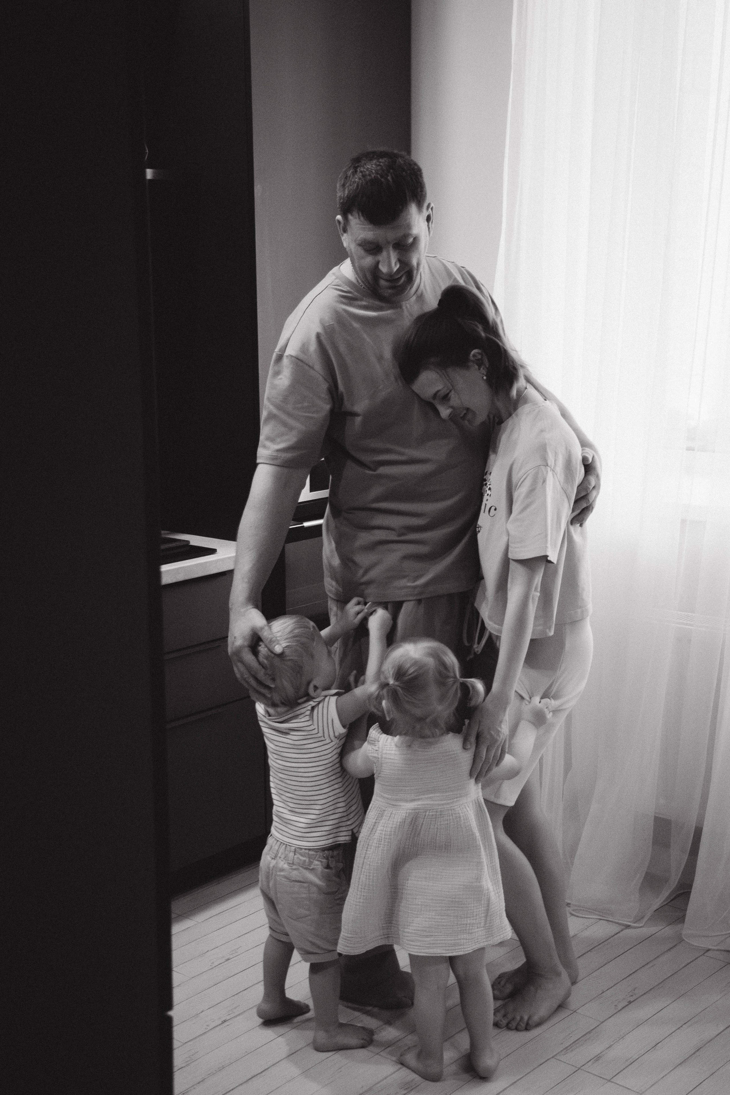Family — дом/студия. Семейный фотограф Егор Веденин