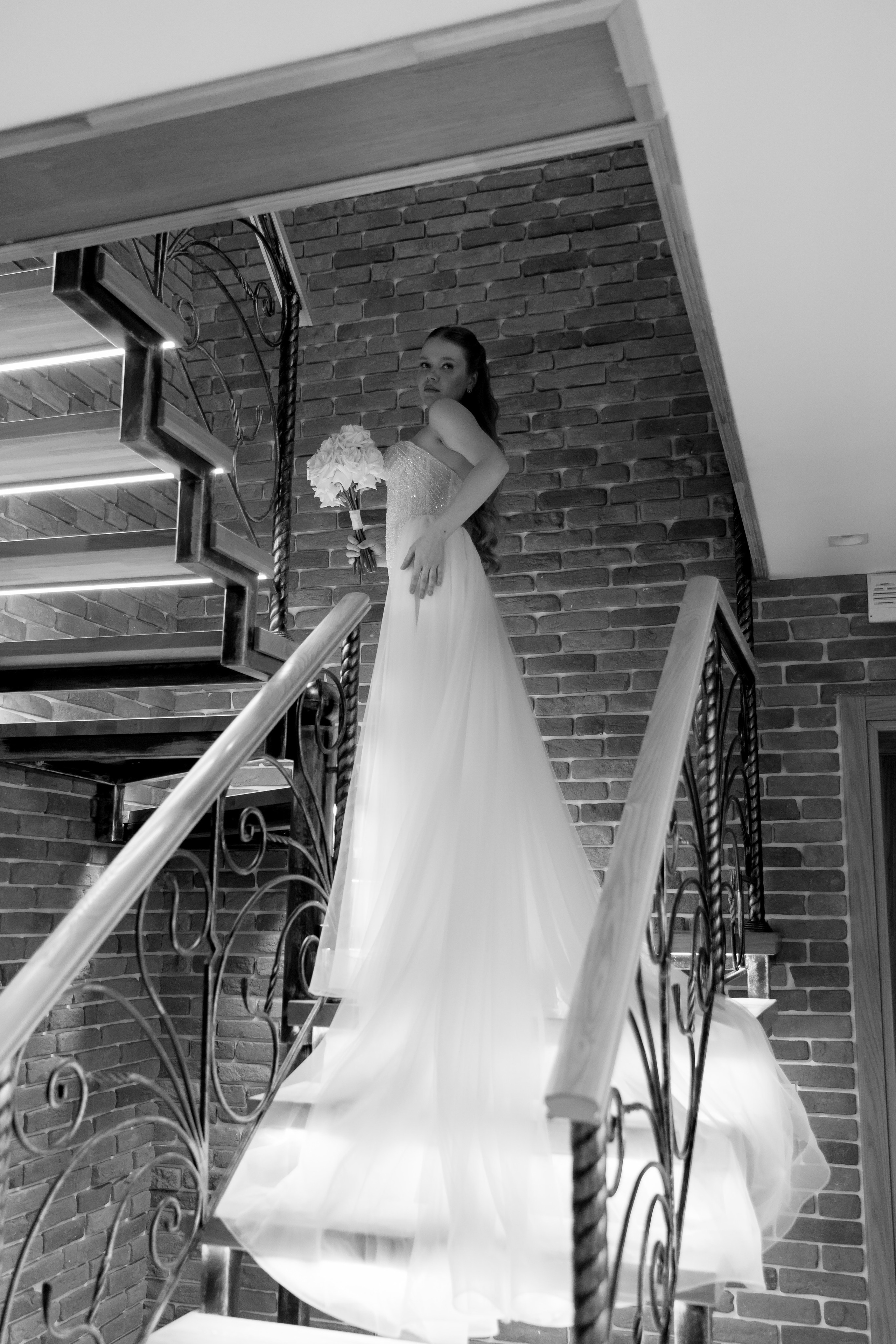 СВАДЕБНАЯ СЬЕМКА СБОРОВ В ОТЕЛЕ И ВЫЕЗД НА ЦЕРЕМОНИЮ (СНЯТО В СИБИРЕ В НИЖНЕВАРТОВСКЕ)М. Профессиональный фотограф, Санкт-Петербург — Виктория Богомолова