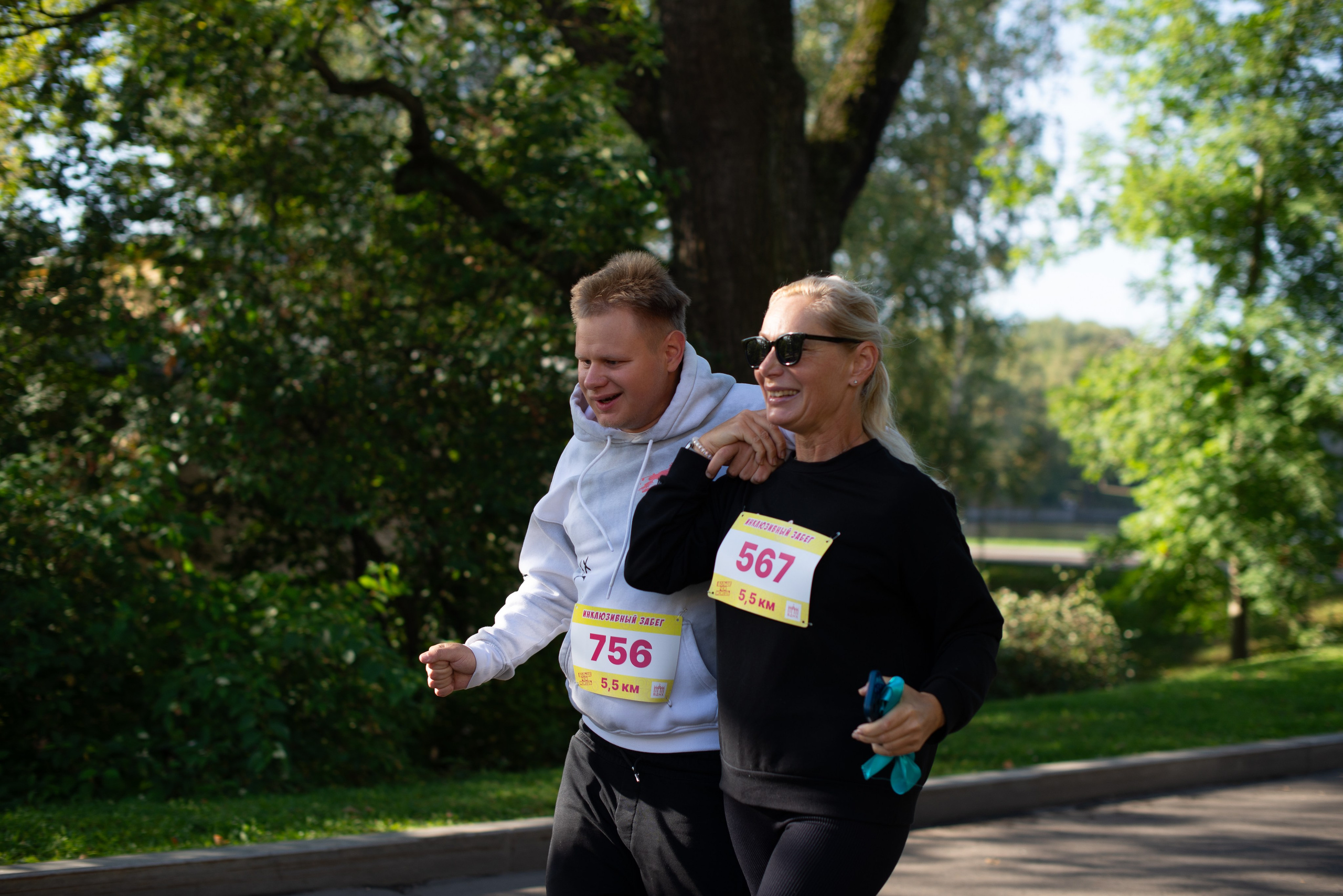 Инклюзивный забег ВДНХ Феникс Больше Чем Можешь. Victoria Radjevna Репортажный Фотограф — Видеограф Москва • Санкт-Петербург