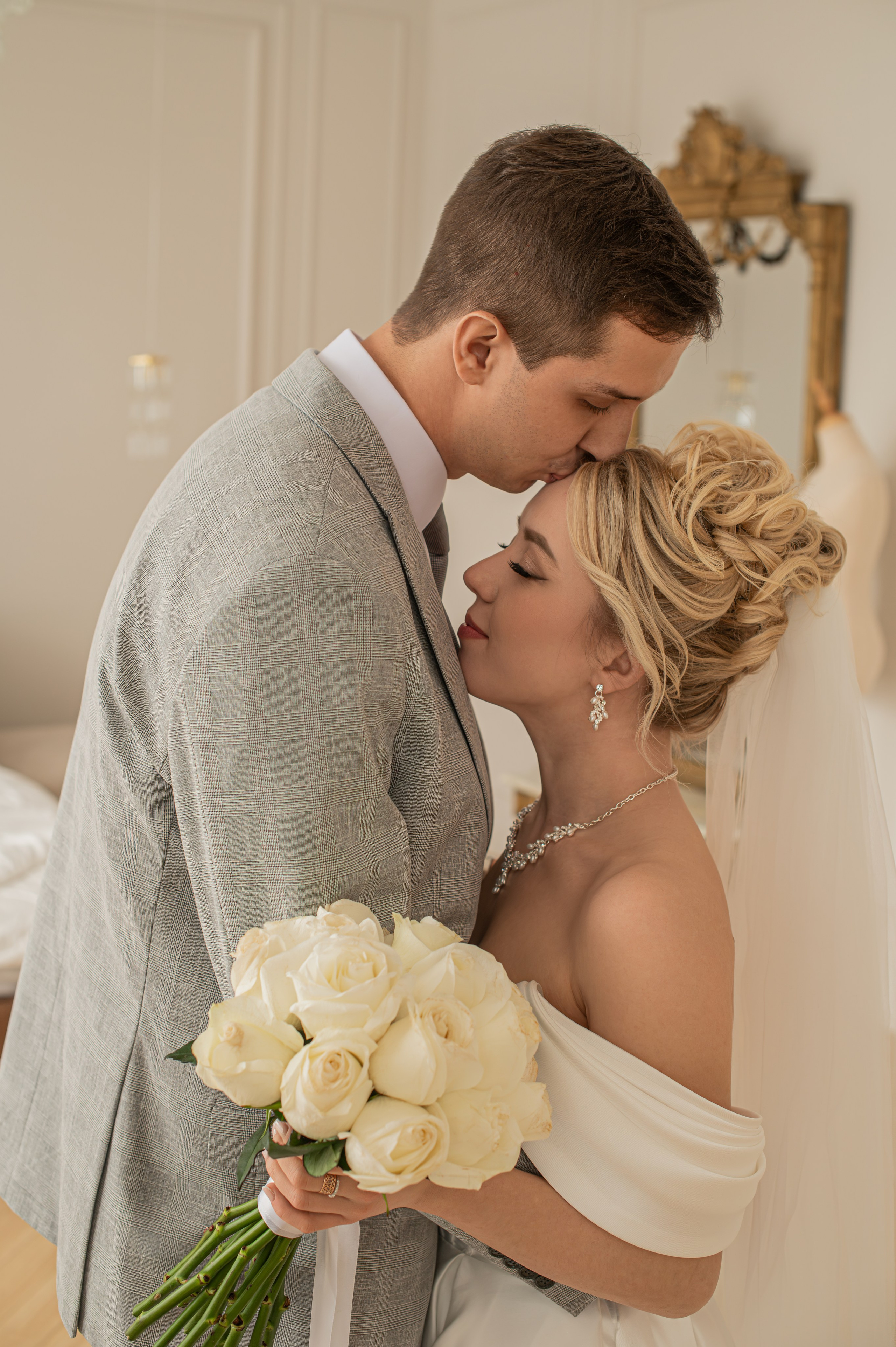 Съемка в студии, гостинице. Семейный и свадебный фотограф в Донецке Донская Анастасия