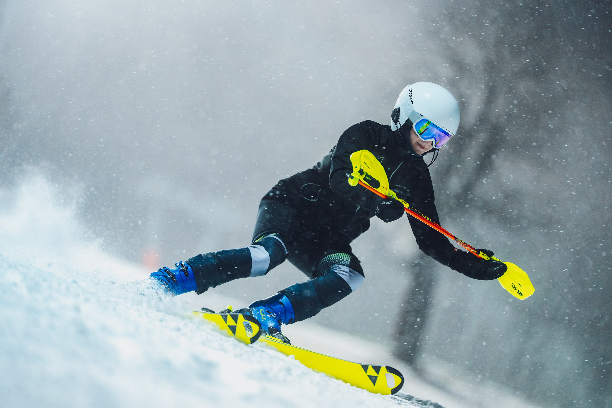2025.12.25 | Горные лыжи. Тренировка. Шуколово, 5й склон. Фотограф Студитский Евгений