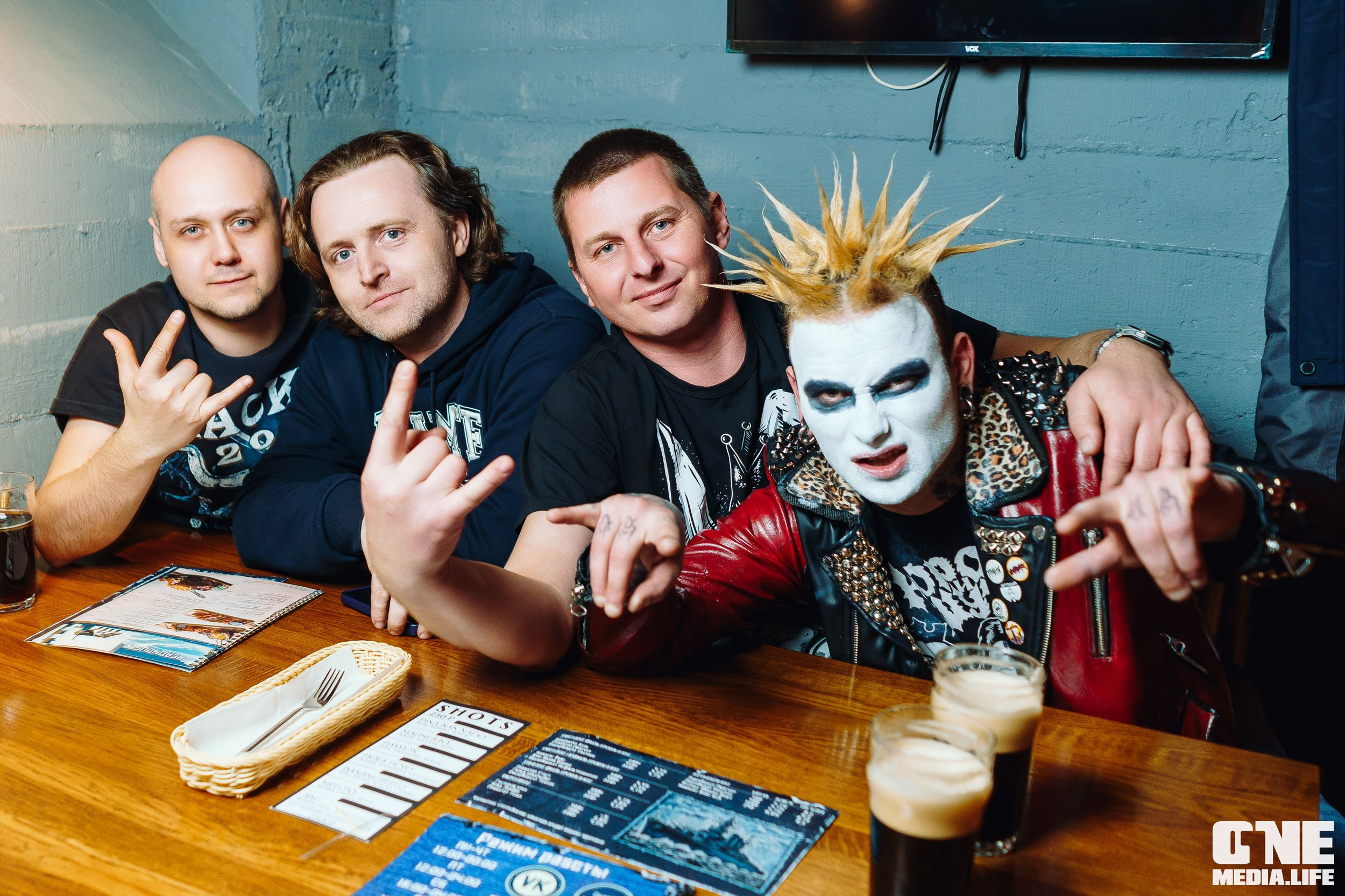 Фоторепортаж с концерта Король и Шут. One Media Life: фоторепортажи, фотоотчеты с мероприятий и заведений